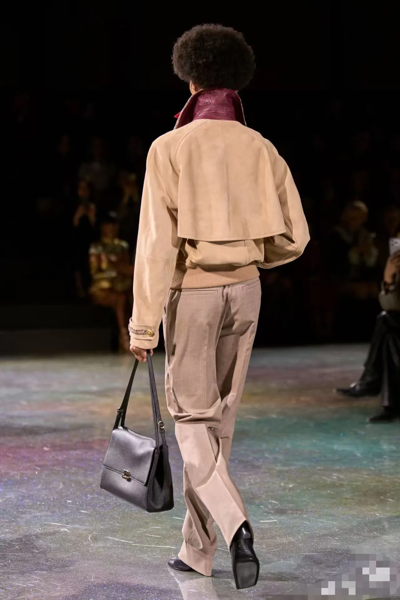 Классические Сумки Женские Chanel 17364516