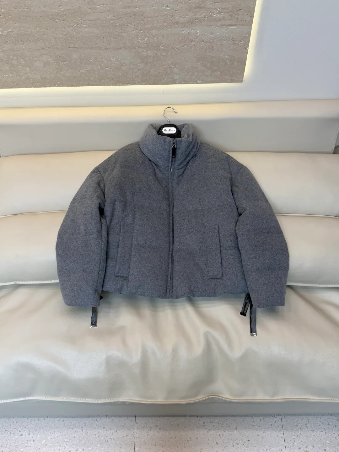 Куртки И Пуховики Женские Max Mara 18379602