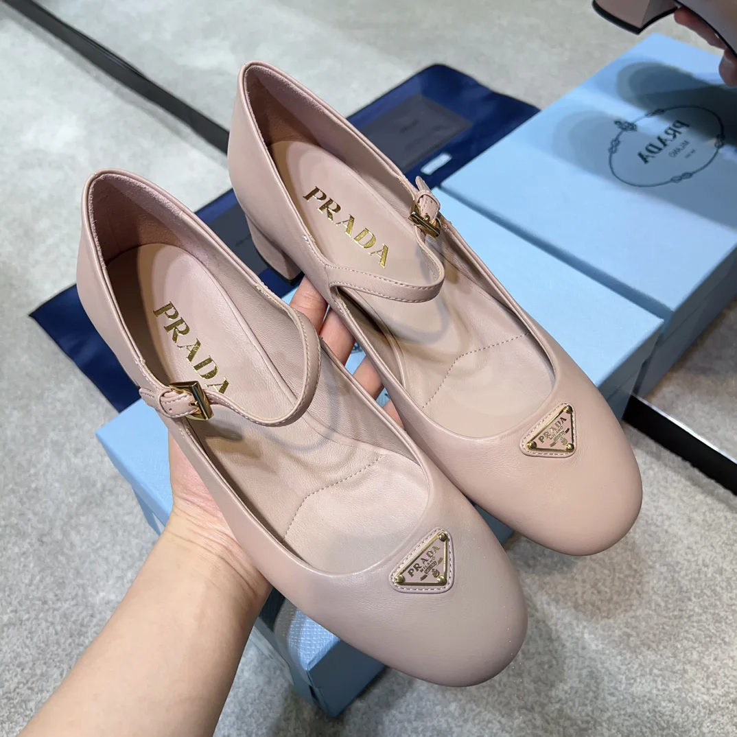 Туфли Женские Prada 11420078