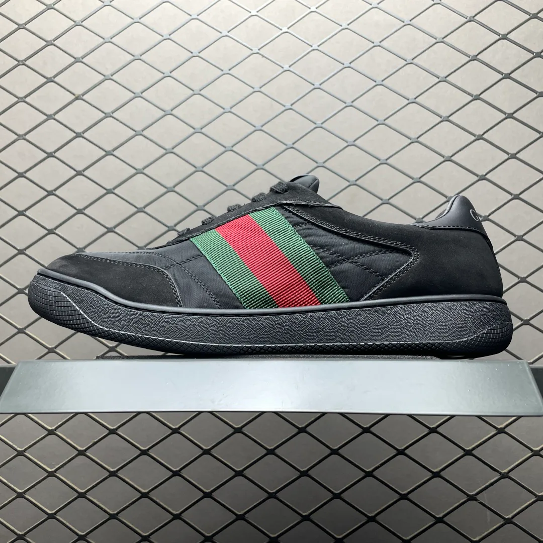 Кроссовки Женские Gucci 18301769