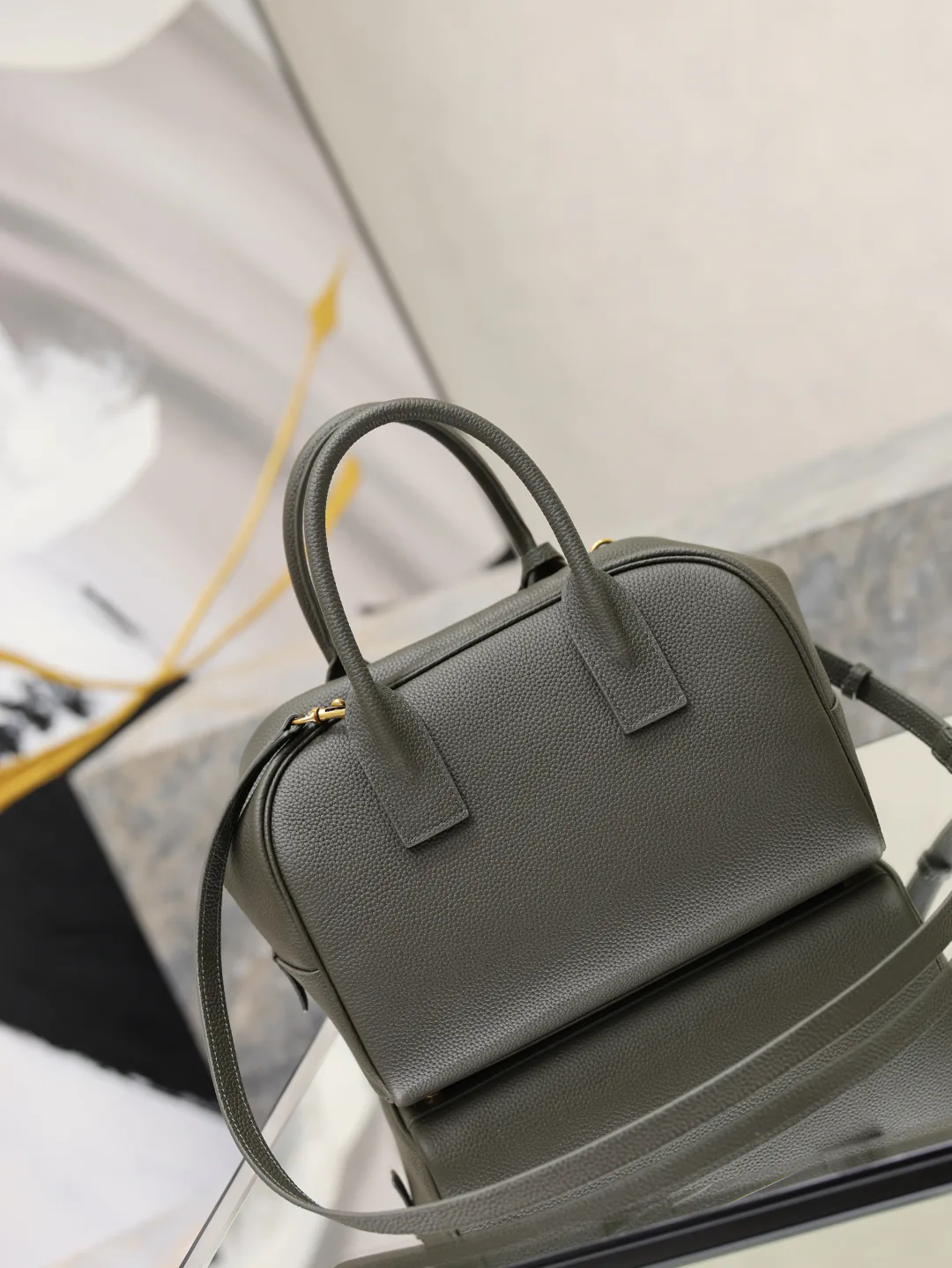 Классические Сумки Женские Saint Laurent 17993938