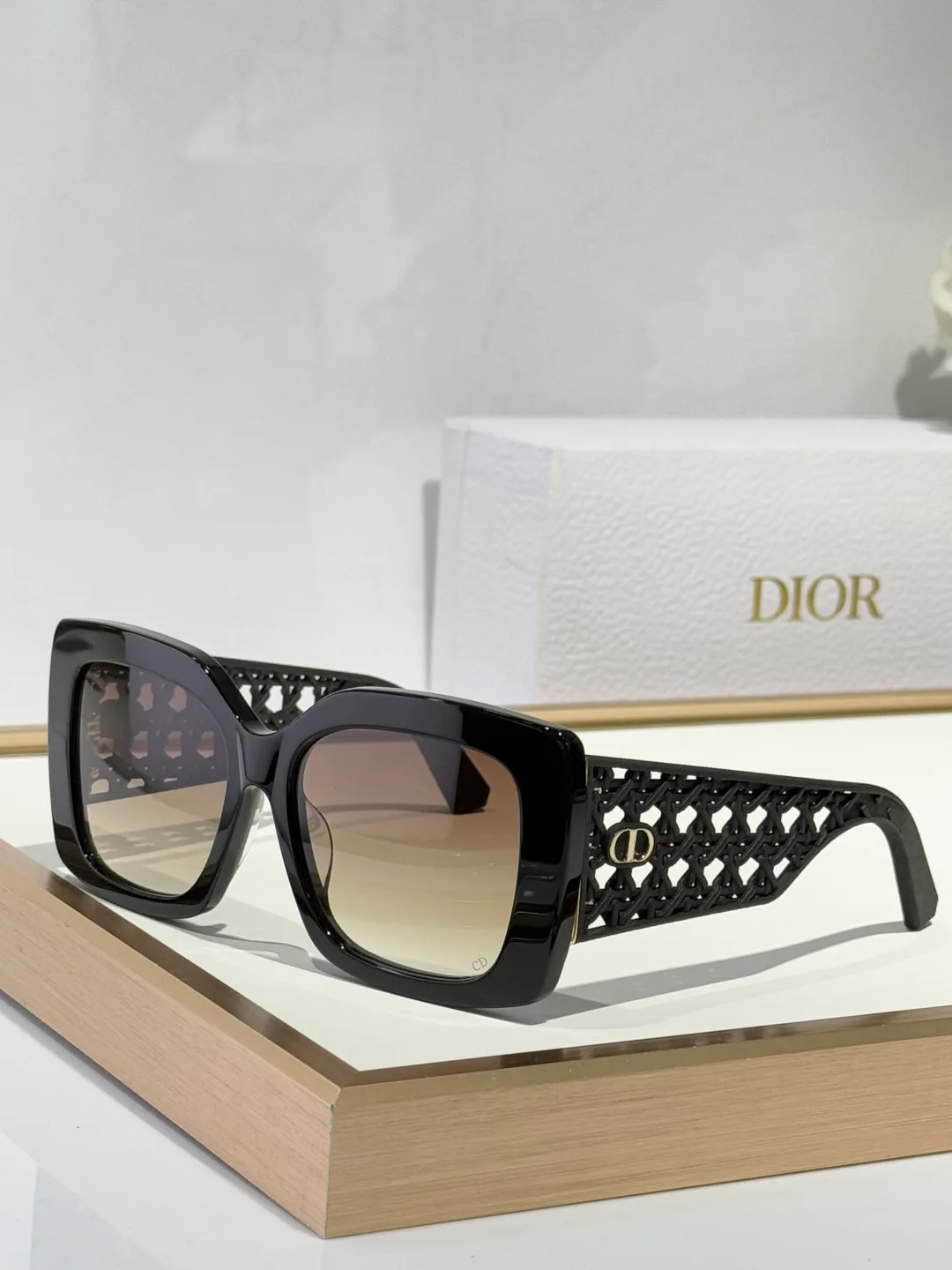 Очки Christian Dior 17069