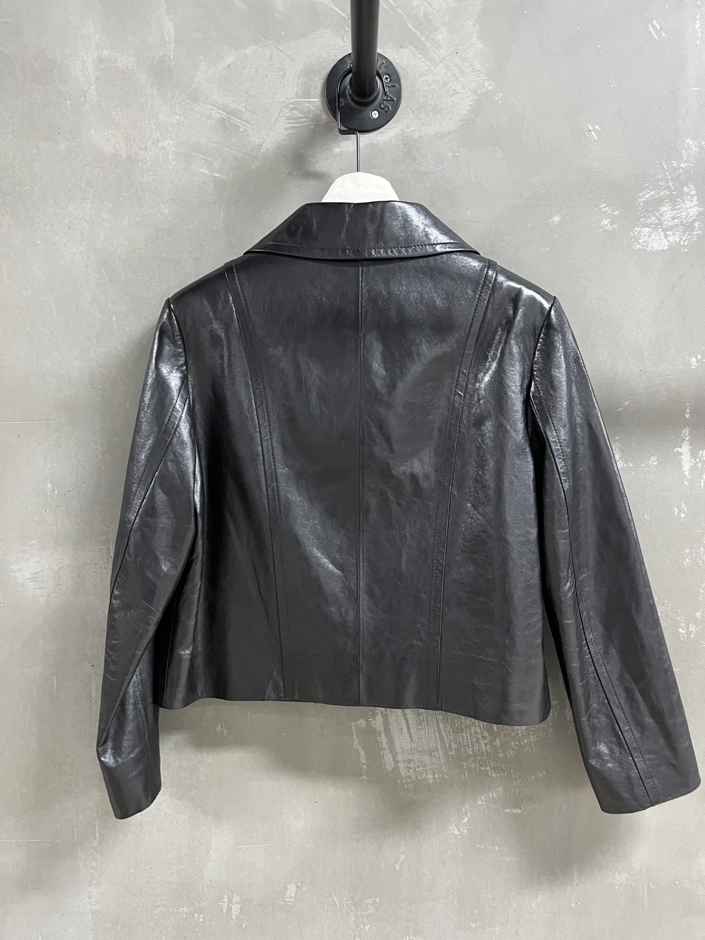 Кожаные Куртки И Дублёнки Женские Gucci 18172654