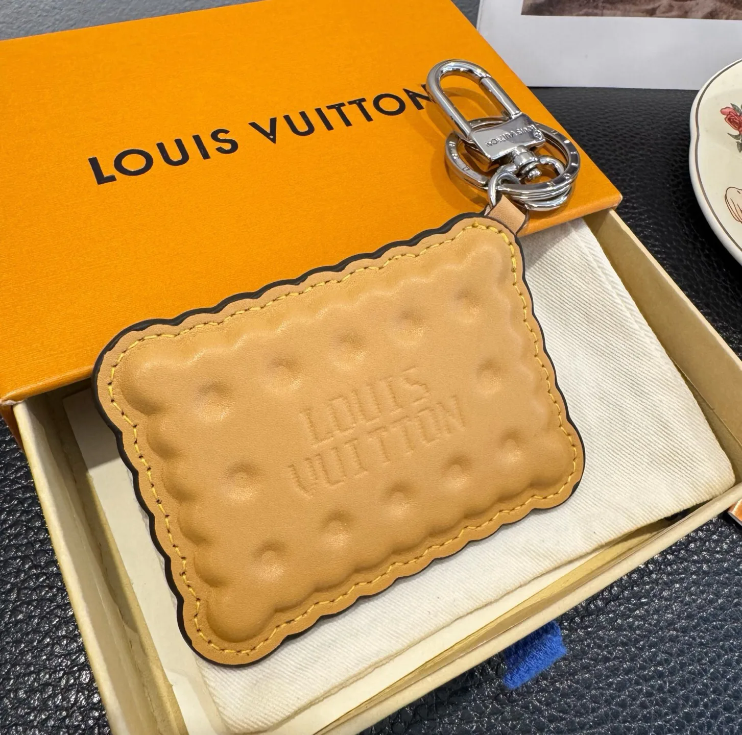 Ключницы Louis Vuitton 18013297