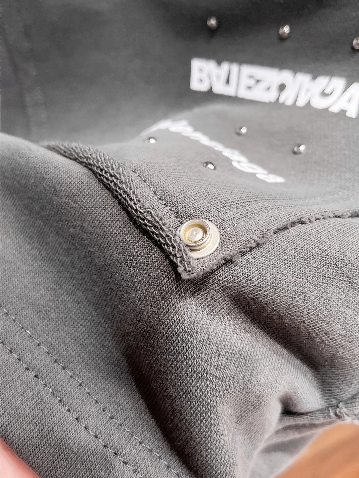 Шорты Мужские Balenciaga 13417590