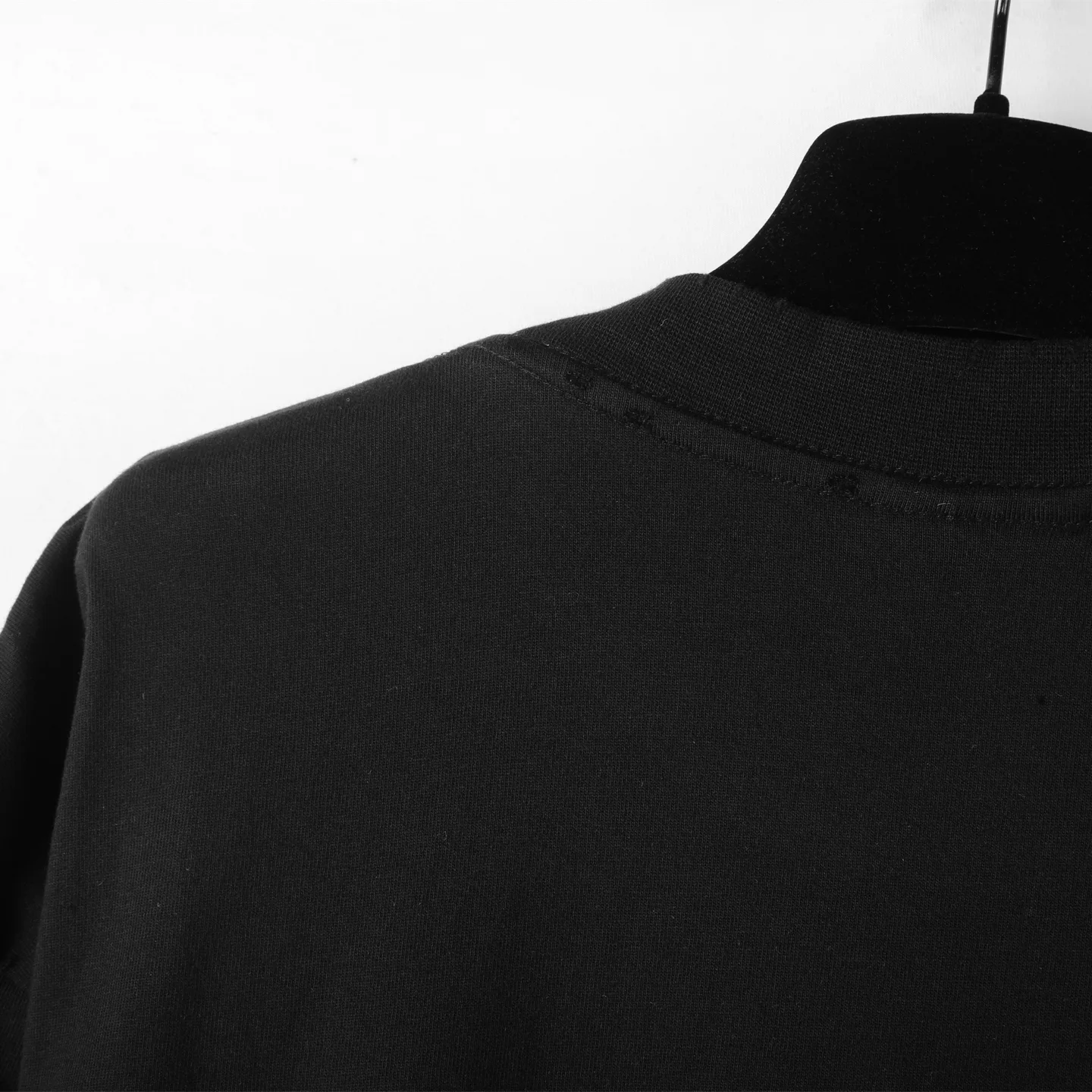 Футболки Женские Balenciaga 18190672