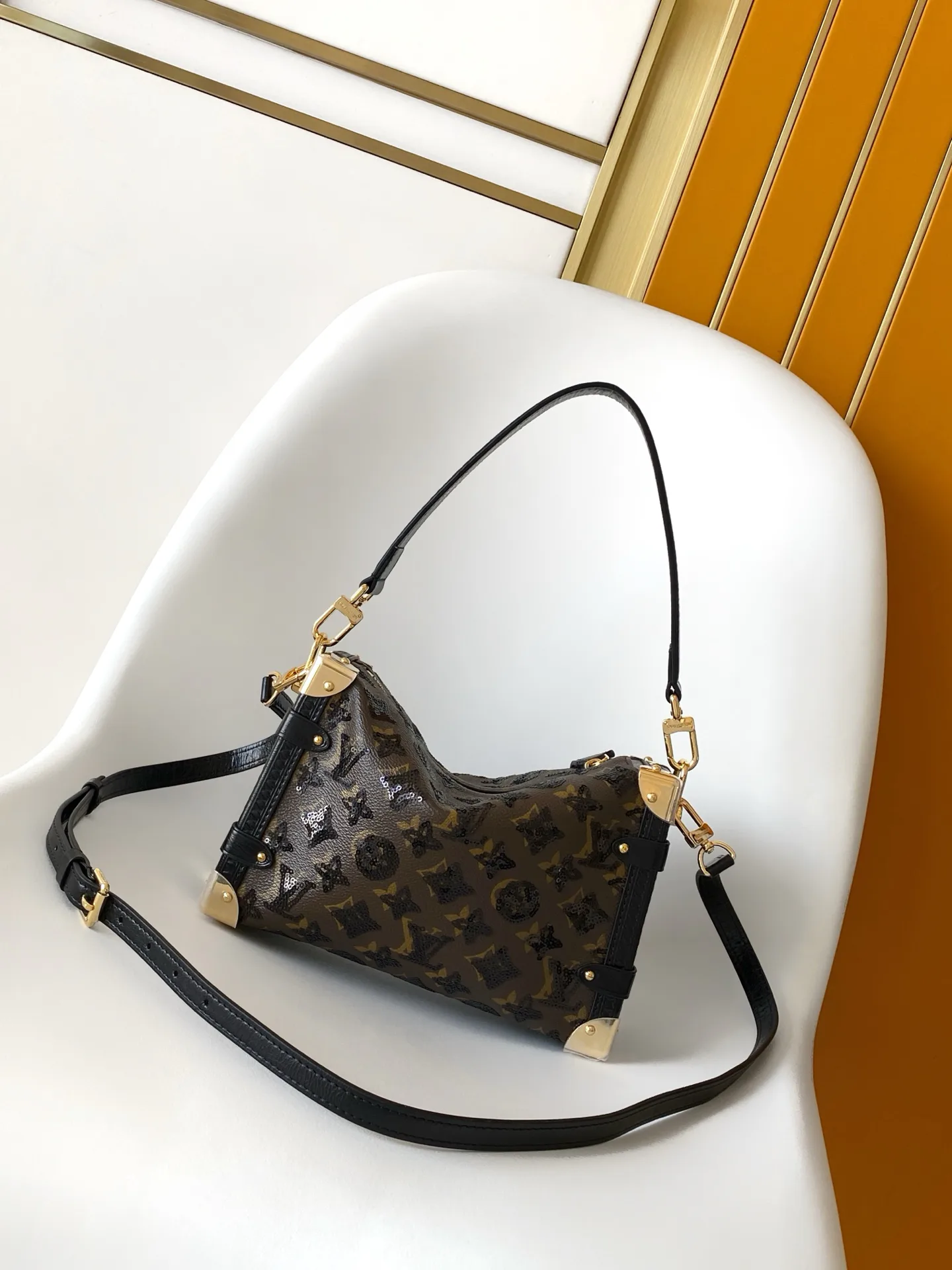 Сумки На Ремне Женские Louis Vuitton 1253940