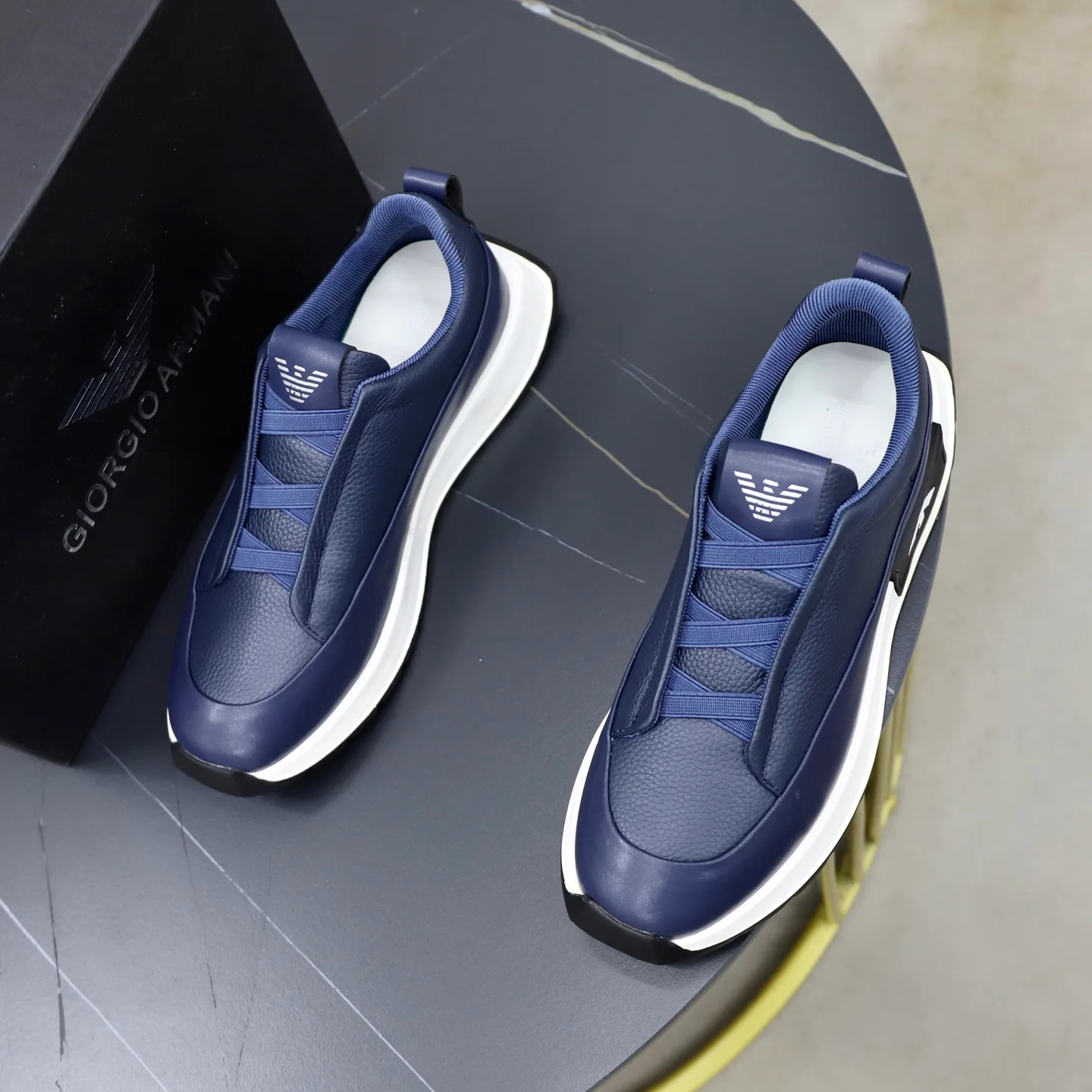 Кроссовки Мужские Armani 17604367
