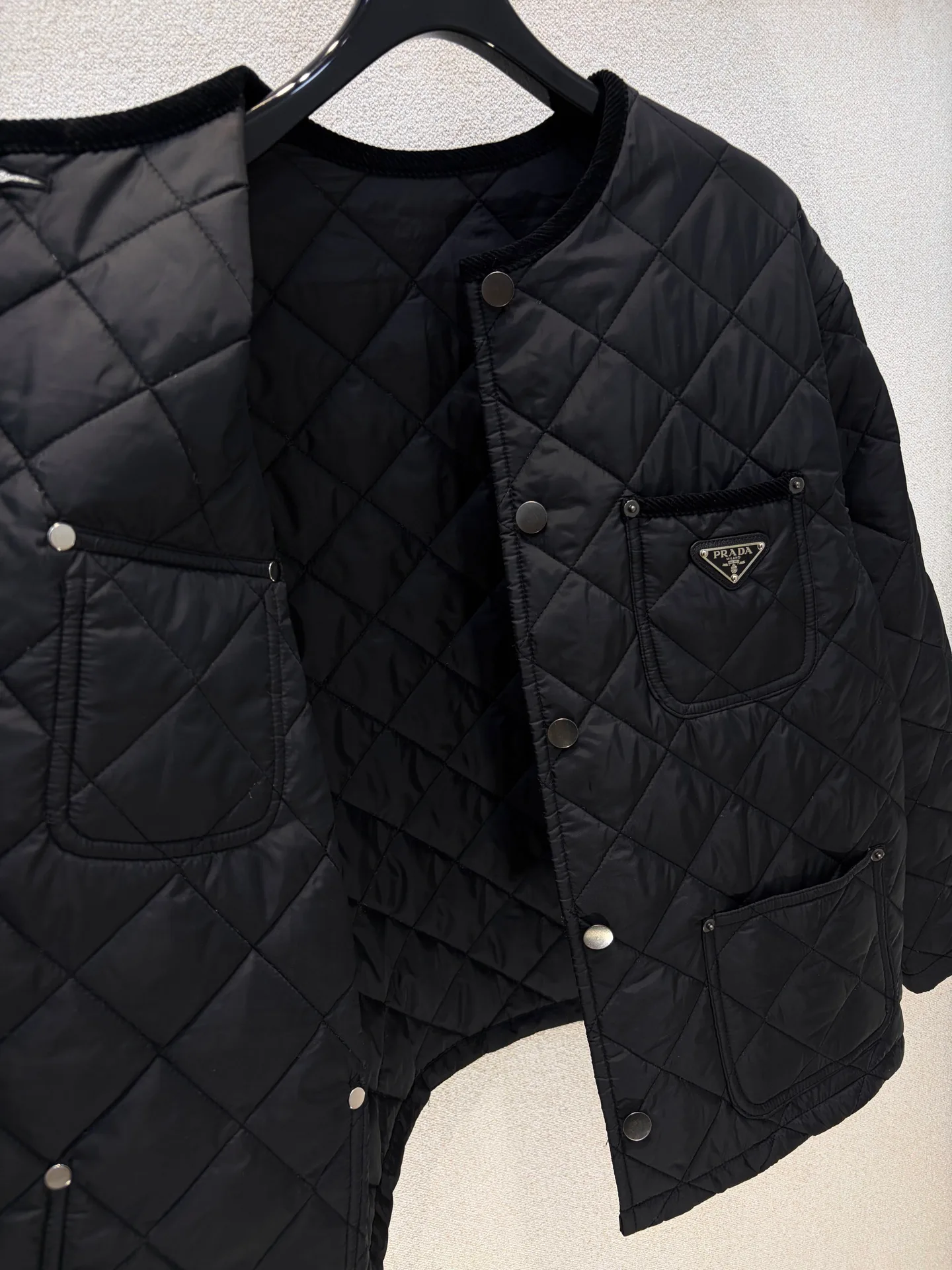 Куртки И Пуховики Женские Prada 18721638