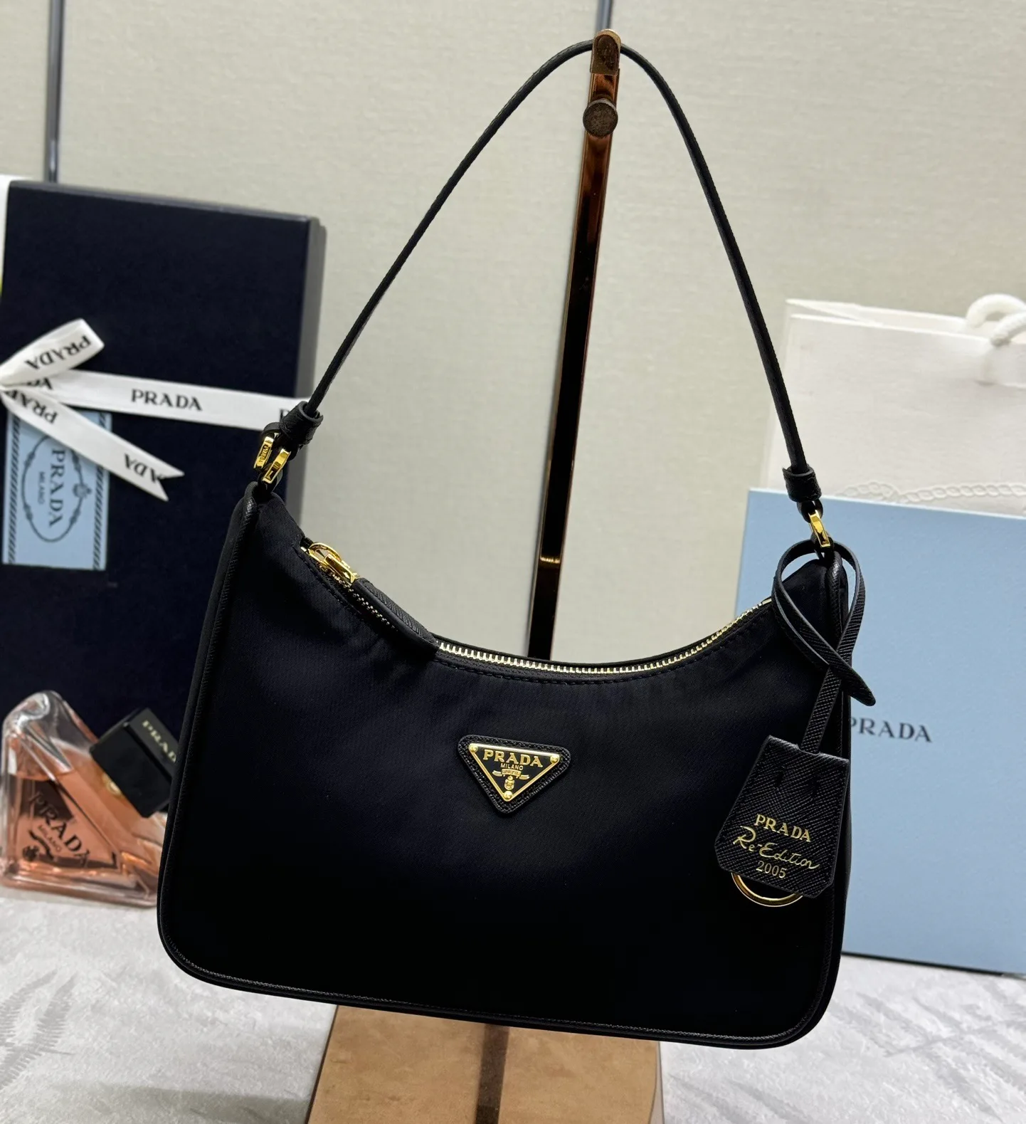Сумки На Ремне Женские Prada 11682010