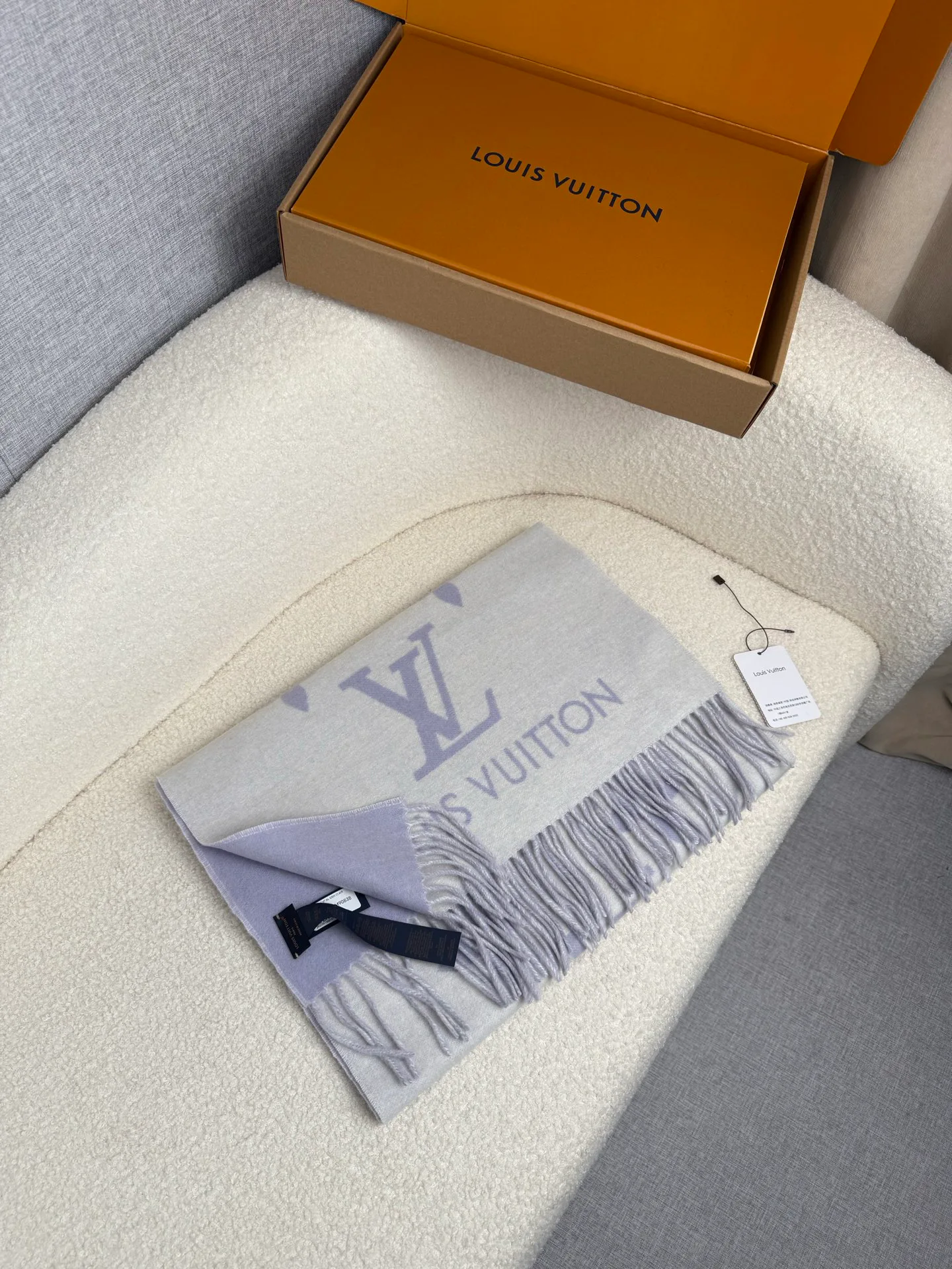 Шарфы Louis Vuitton 895113