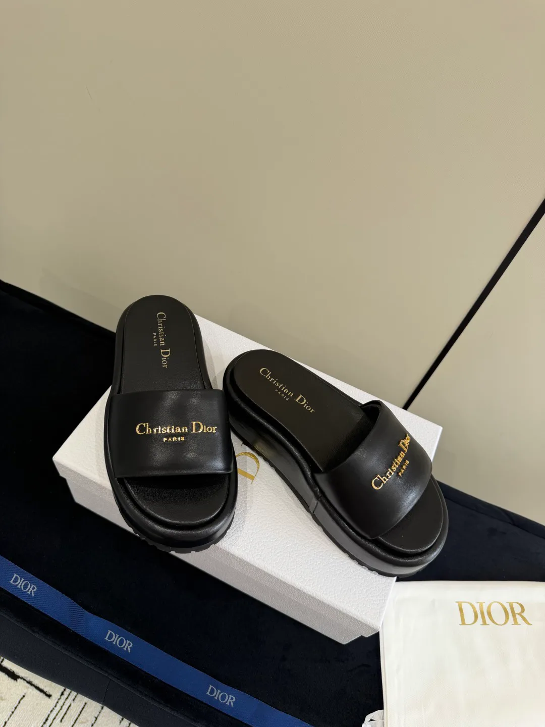 Шлепанцы Женские Christian Dior 11497629
