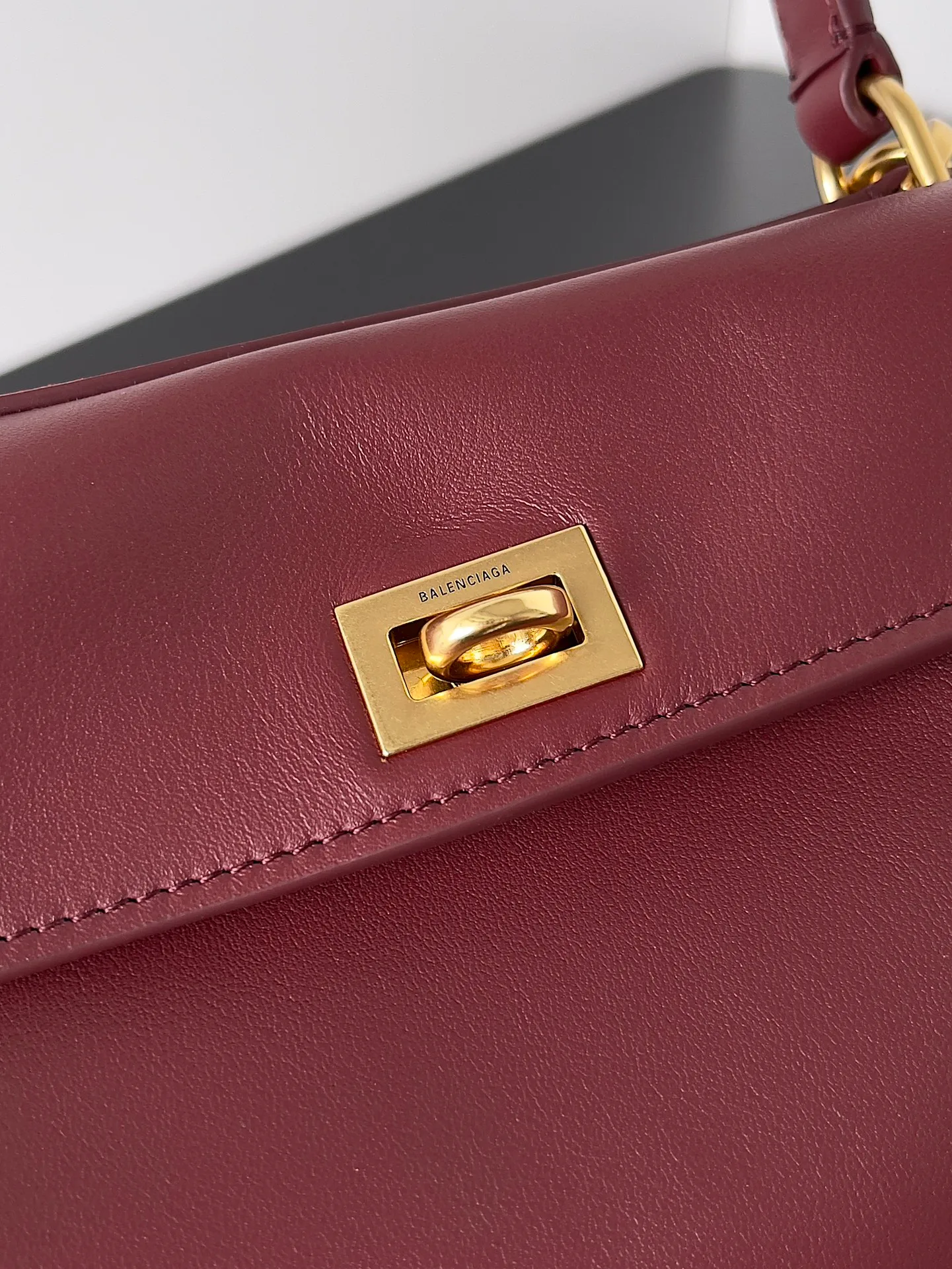 Классические Сумки Женские Balenciaga 9877250