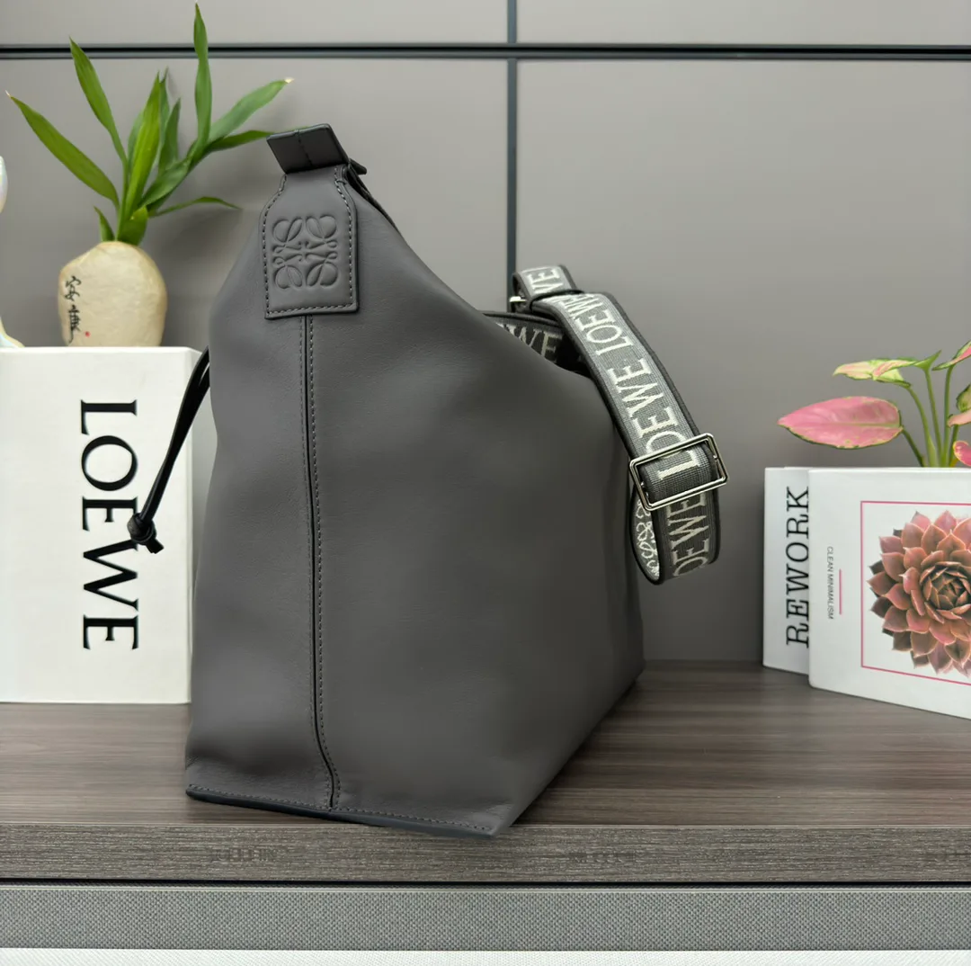 Классические Сумки Женские Loewe 13401762
