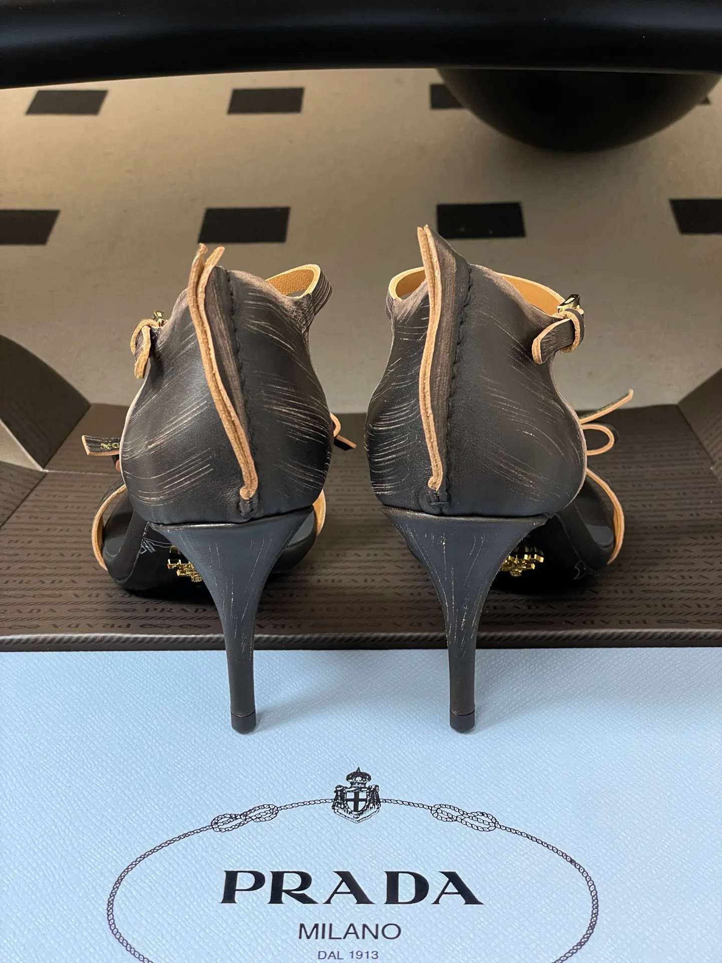 Босоножки Женские Prada 1792232