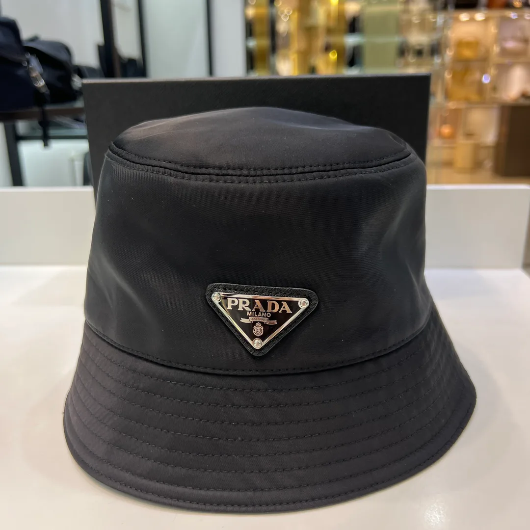 Головные Уборы Prada 23438