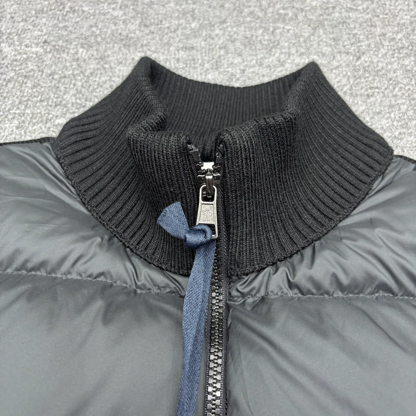 Куртки И Пуховики Женские Moncler 18386602