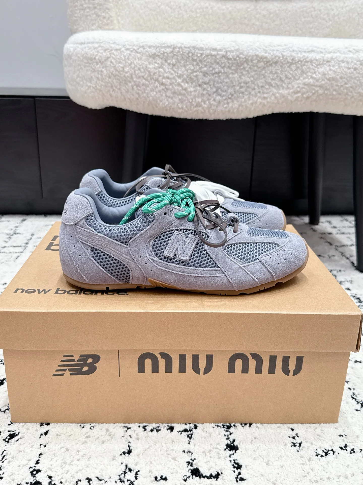 Кроссовки Женские Miu Miu 18409604