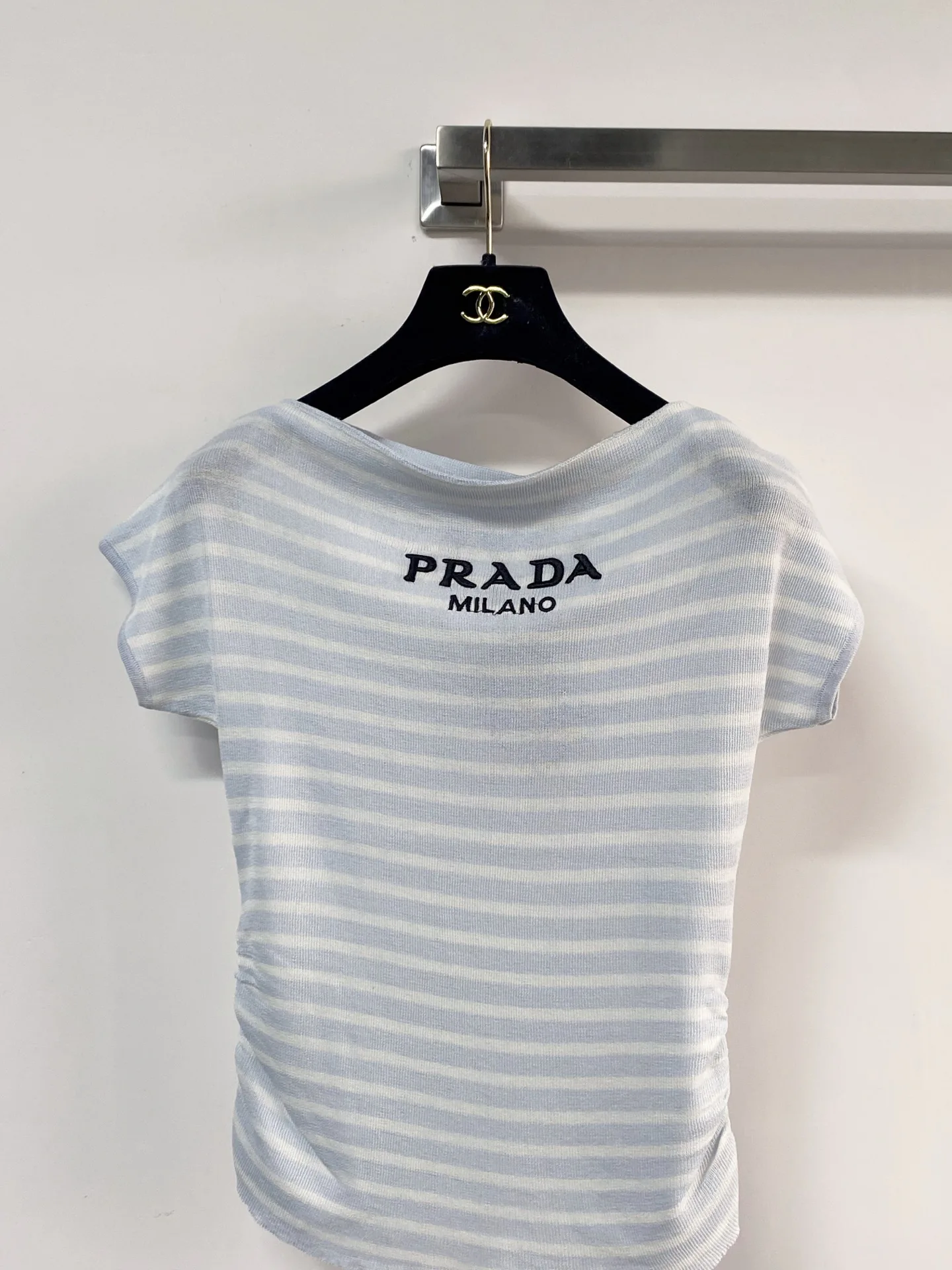 Футболки Женские Prada 12935878