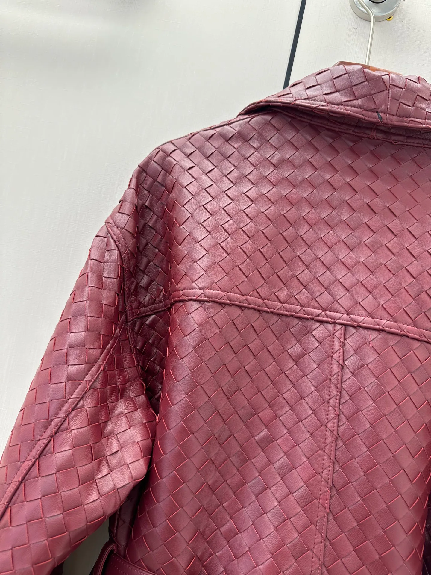 Кожаные Куртки И Дублёнки Женские Bottega Veneta 17817601