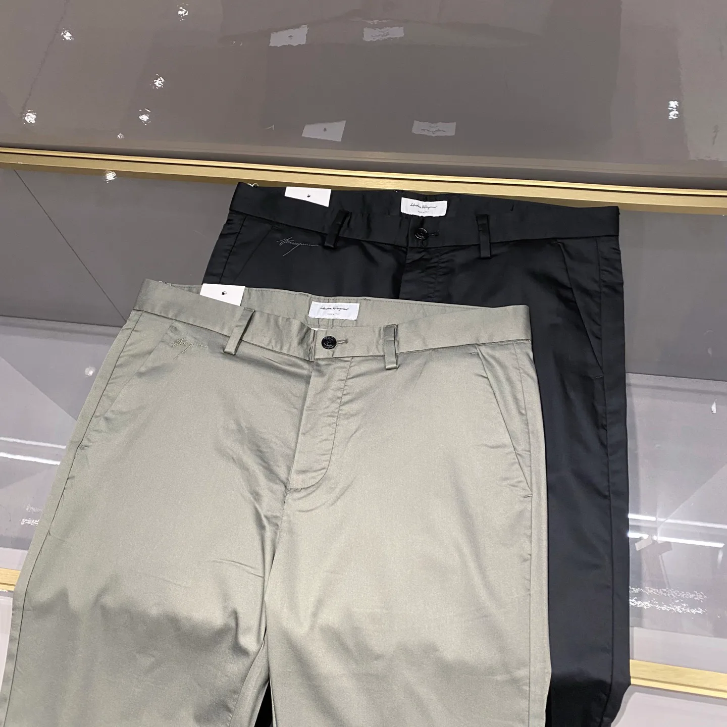 Брюки Мужские Salvatore Ferragamo 12551679