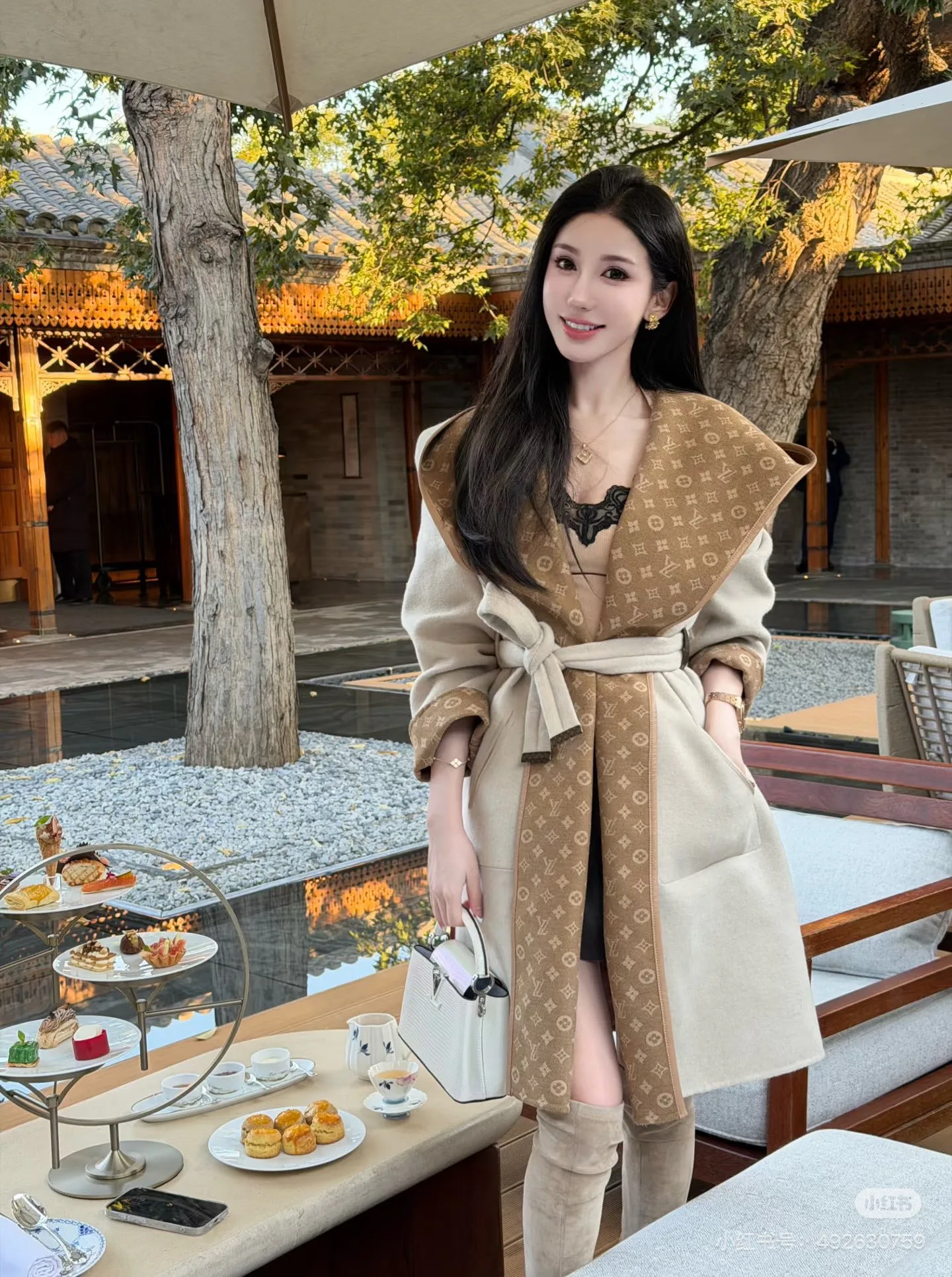 Пальто Женские Louis Vuitton 17913520