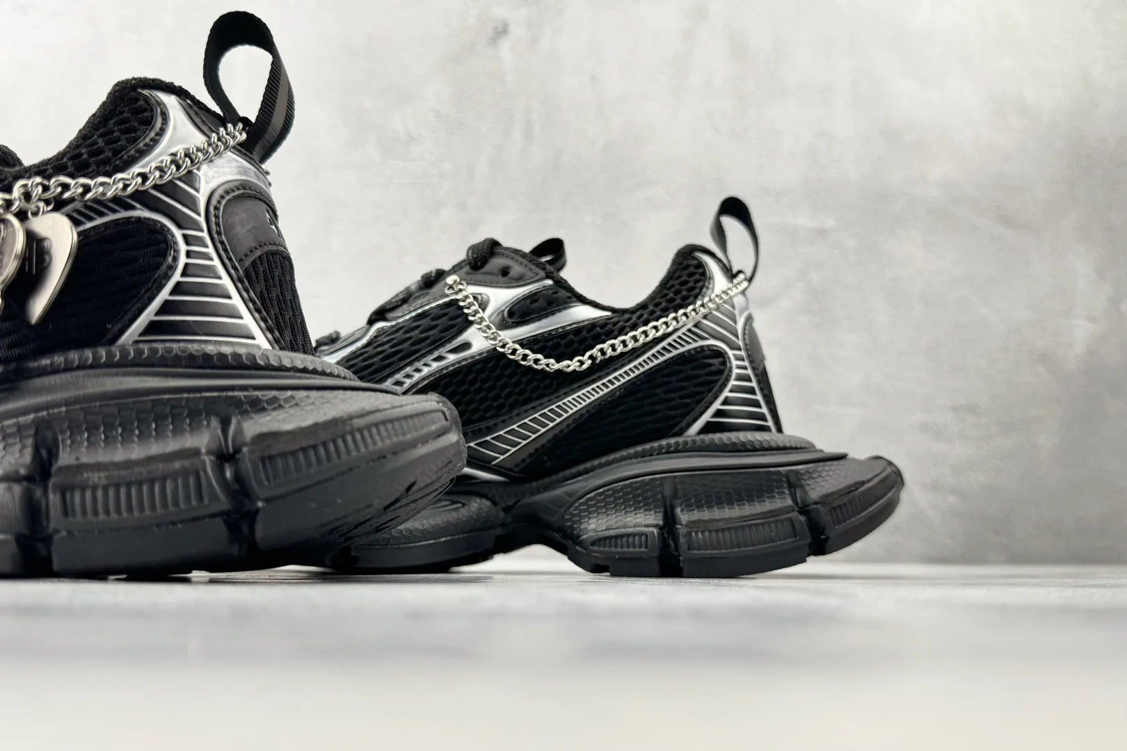 Кроссовки Женские Balenciaga 13193949