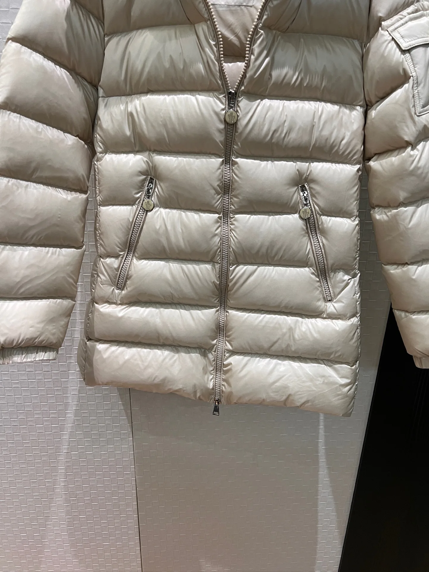 Куртки И Пуховики Женские Moncler 1693607