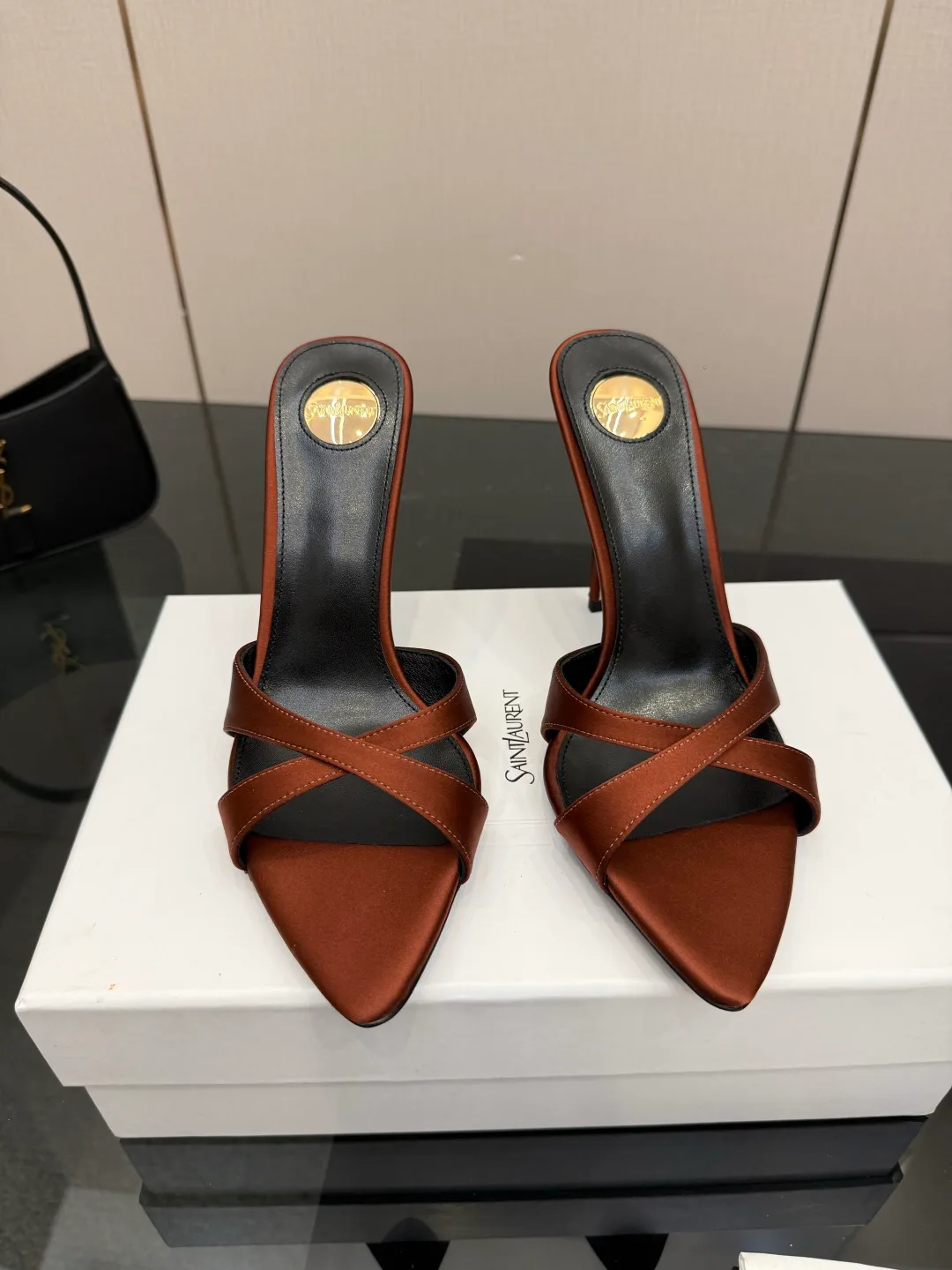 Босоножки Женские Saint Laurent 11409889