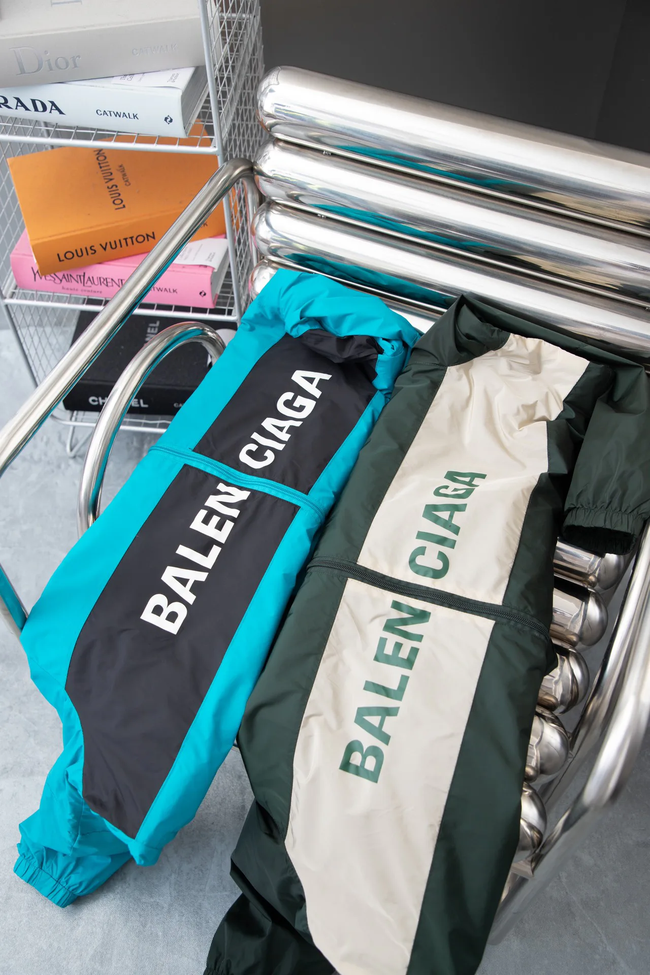 Куртки И Пуховики Мужские Balenciaga 23395