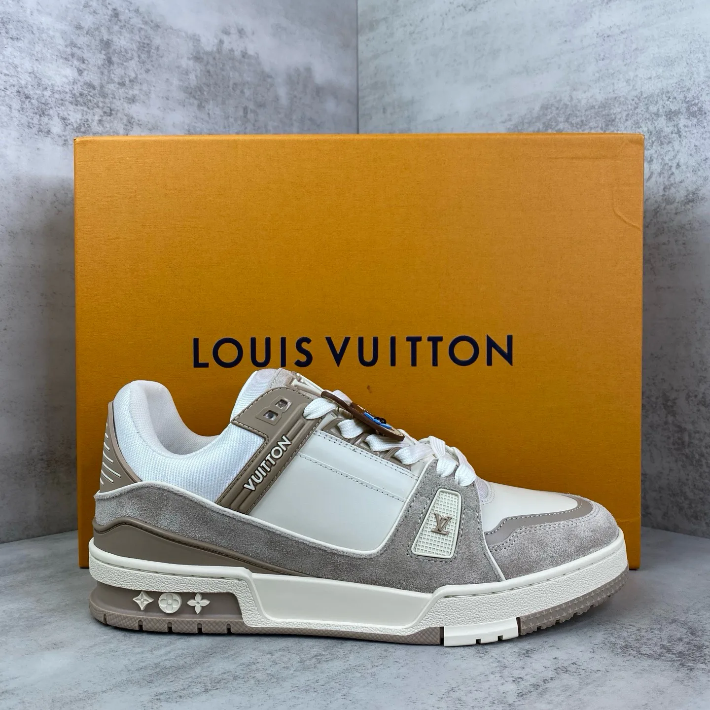 Кроссовки Женские Louis Vuitton 17961751
