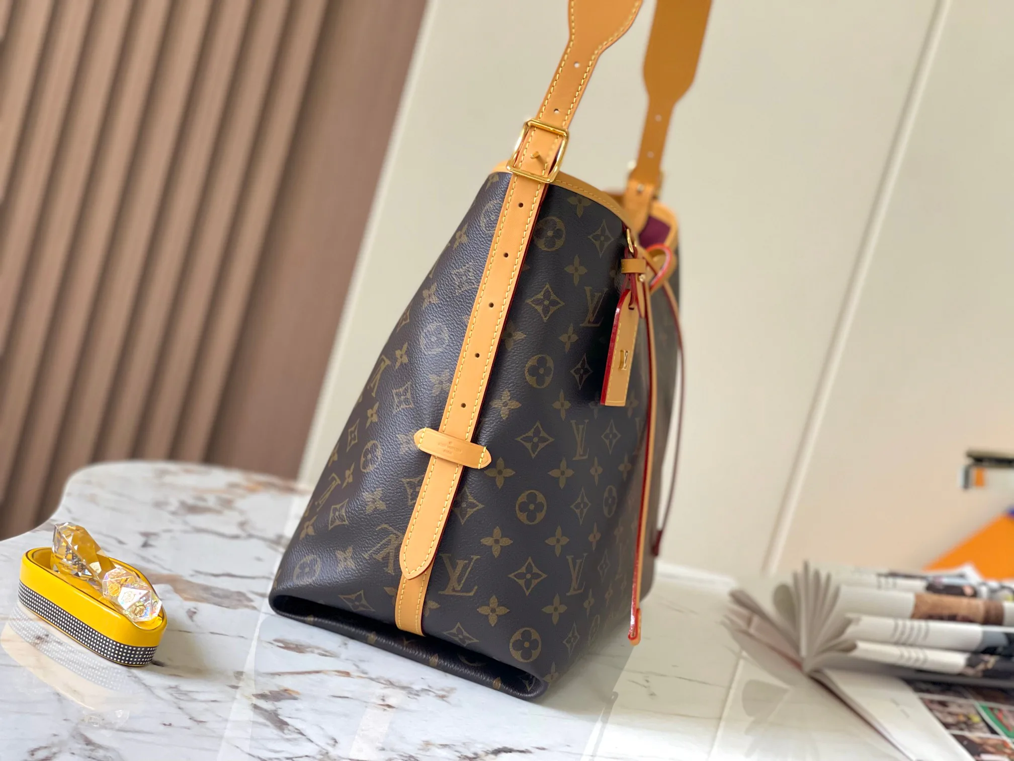 Классические Сумки Женские Louis Vuitton 18170477