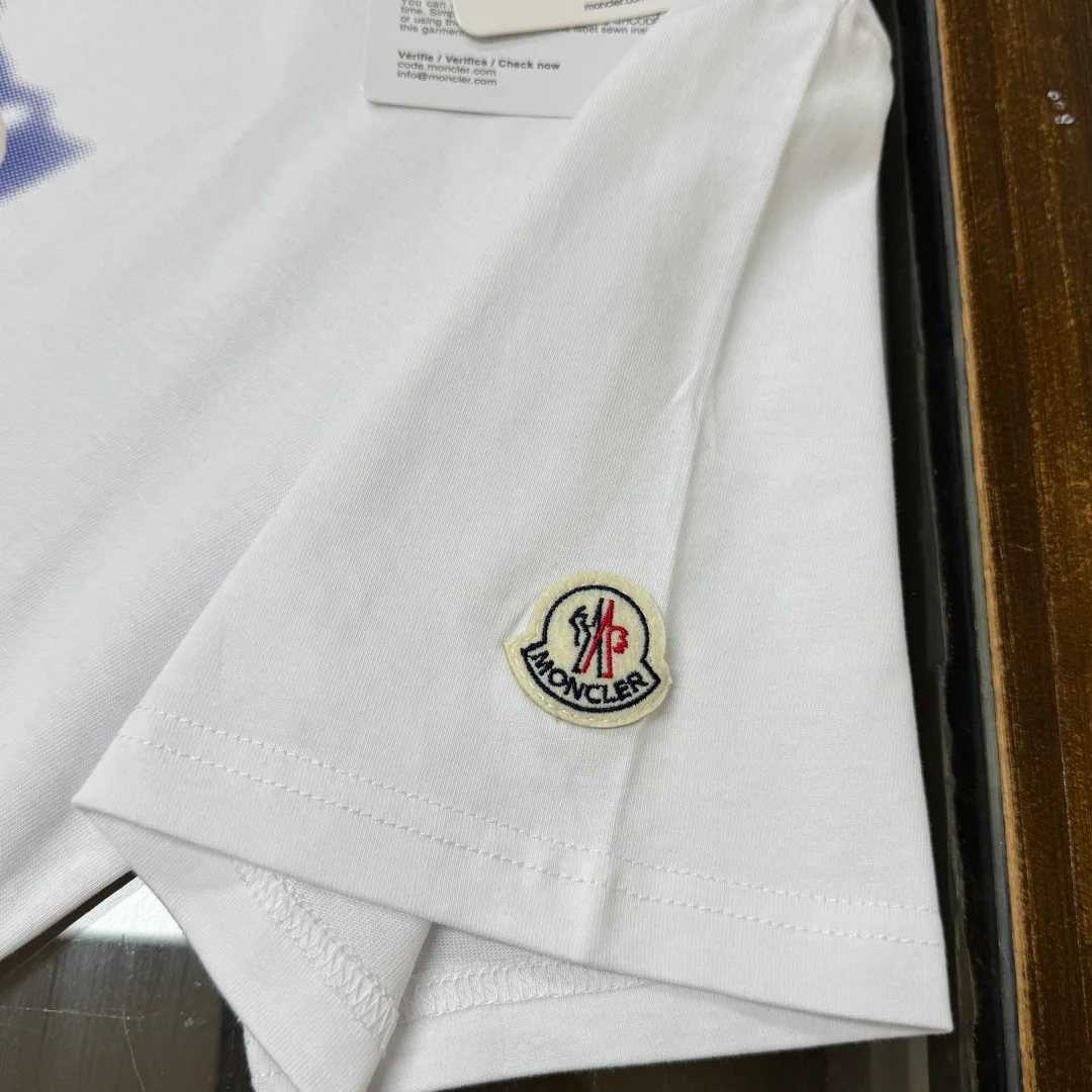 Футболки Женские Moncler 10292142