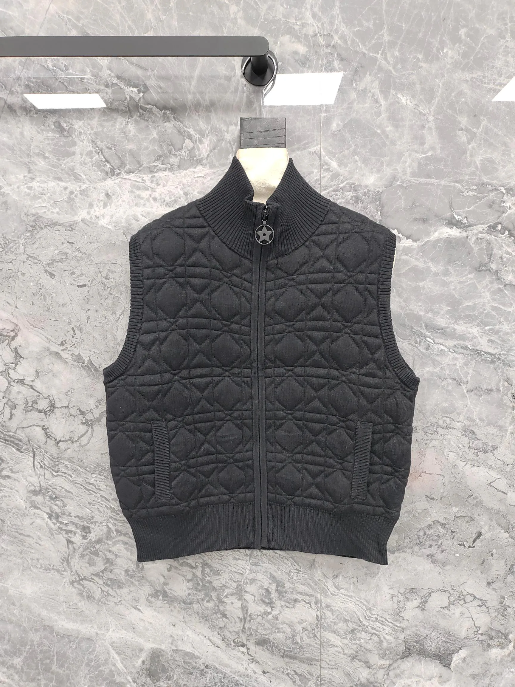 Жилеты Женские Christian Dior 17954007