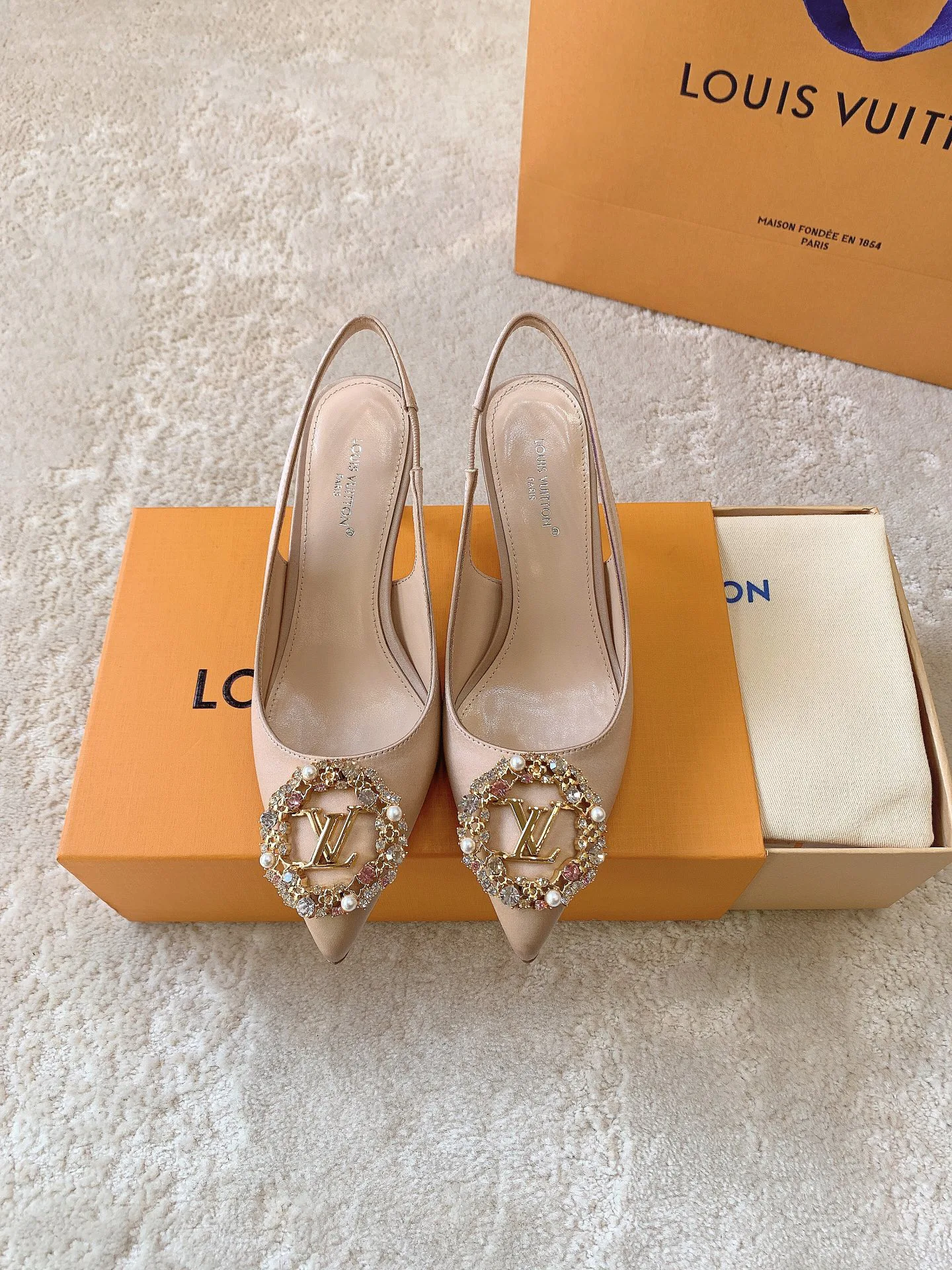 Туфли Женские Louis Vuitton 1834526