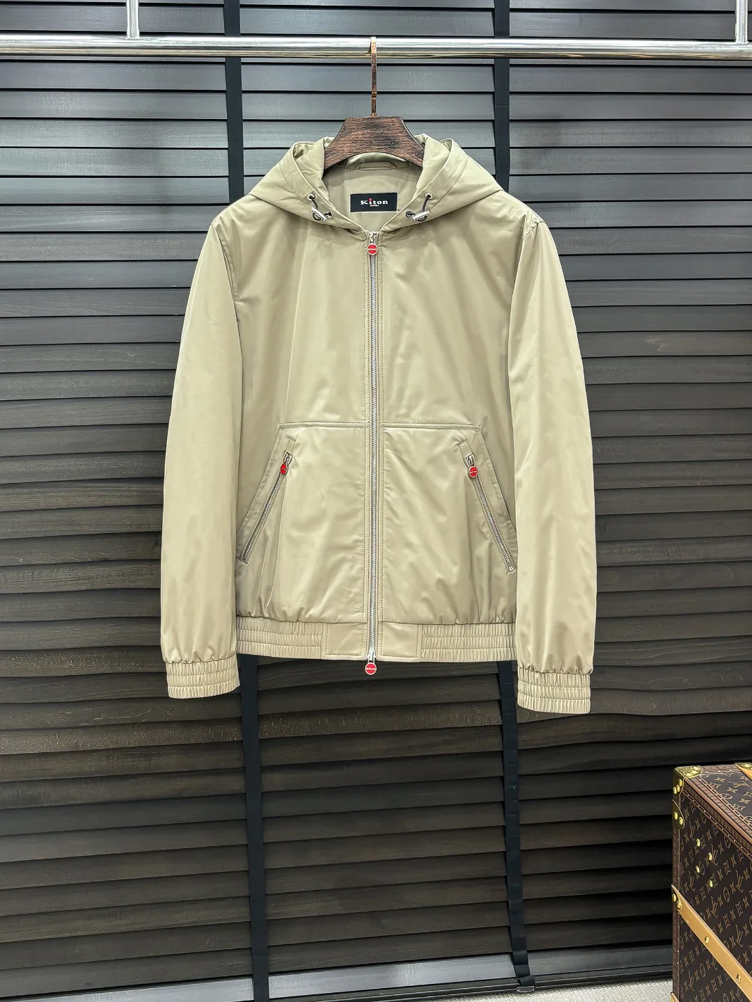 Куртки И Пуховики Мужские Kiton 3034729