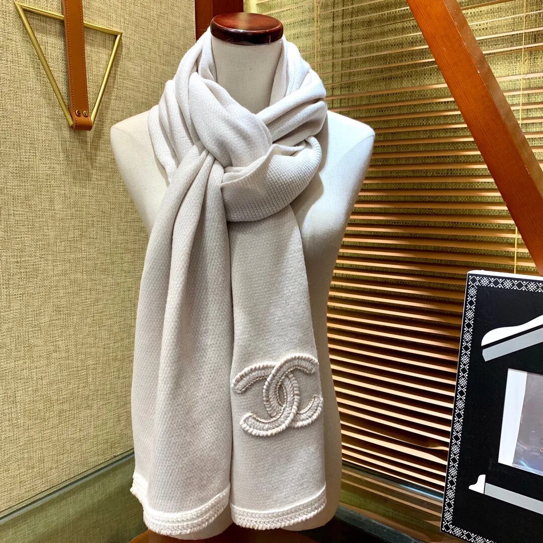 Шарфы Chanel 2478568