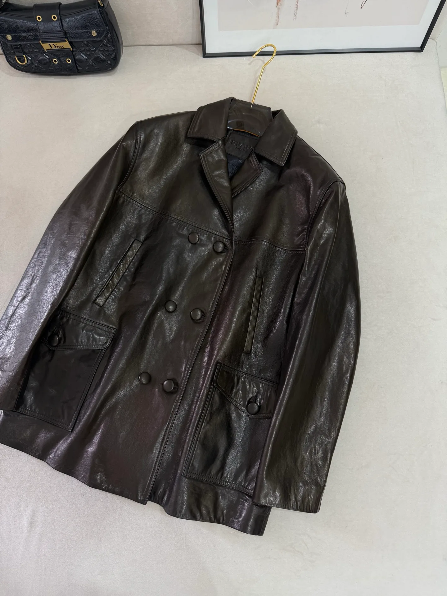 Кожаные Куртки И Дублёнки Женские Prada 18662263