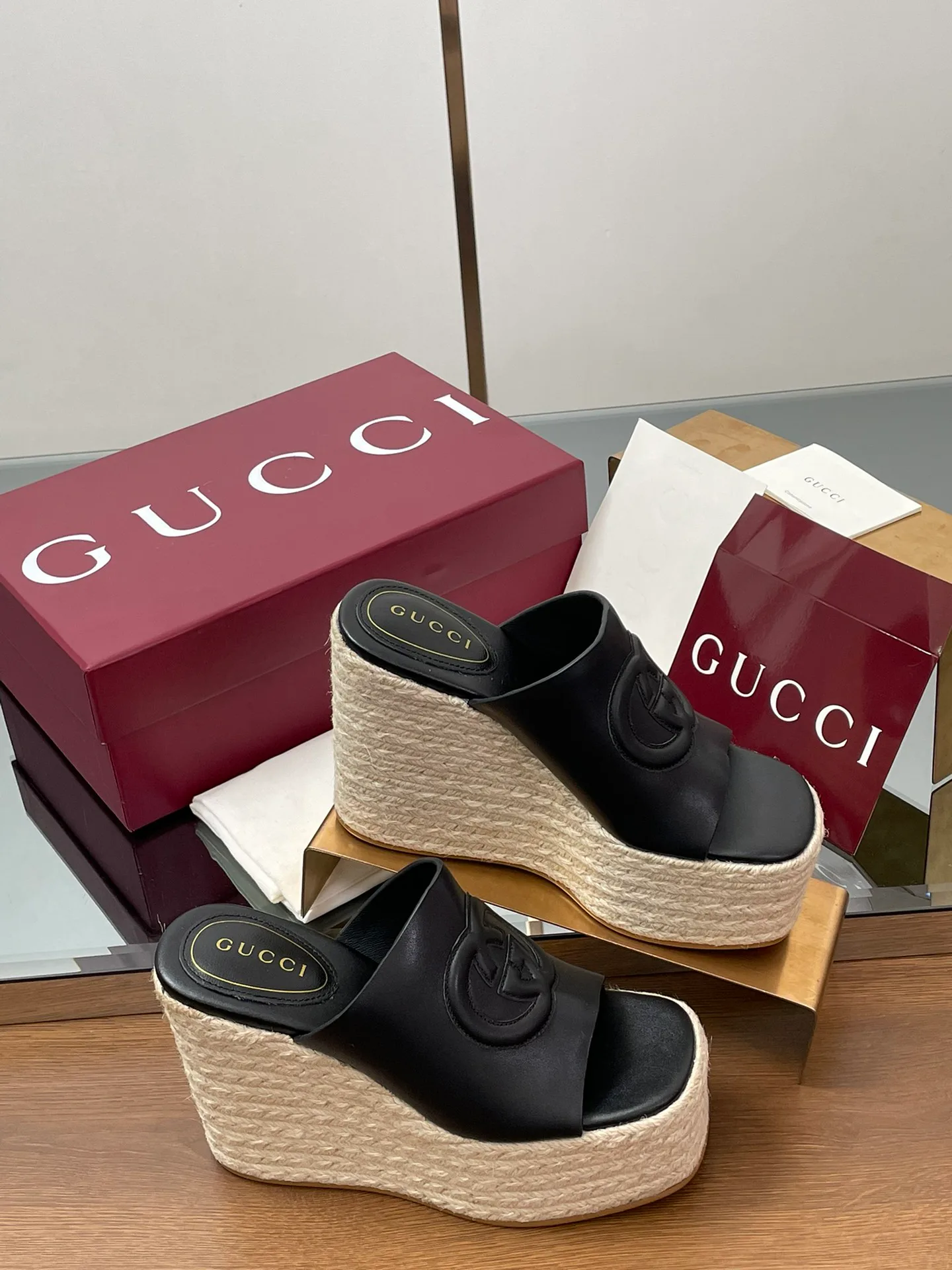 Босоножки Женские Gucci 11616327