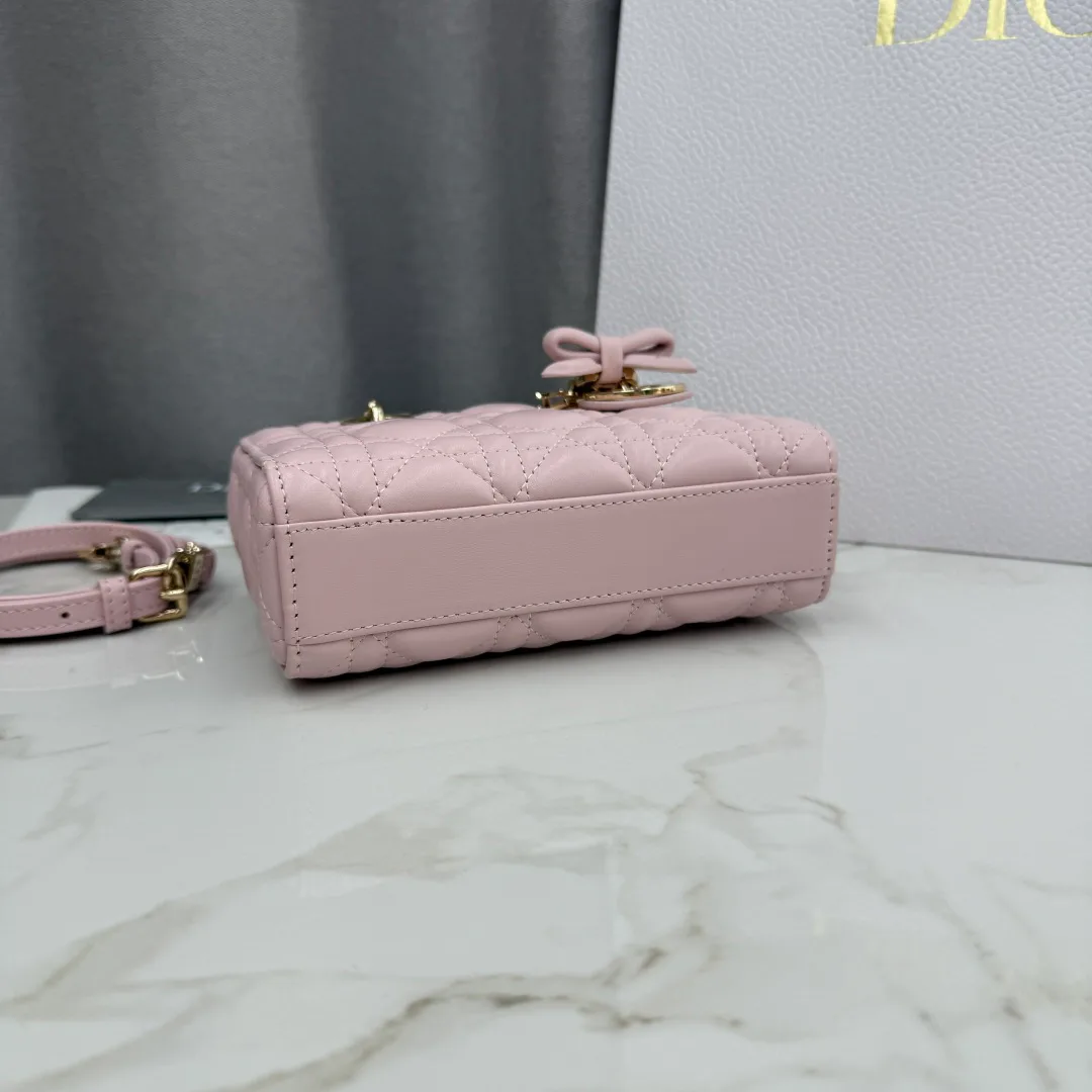 Классические Сумки Женские Christian Dior 12594831