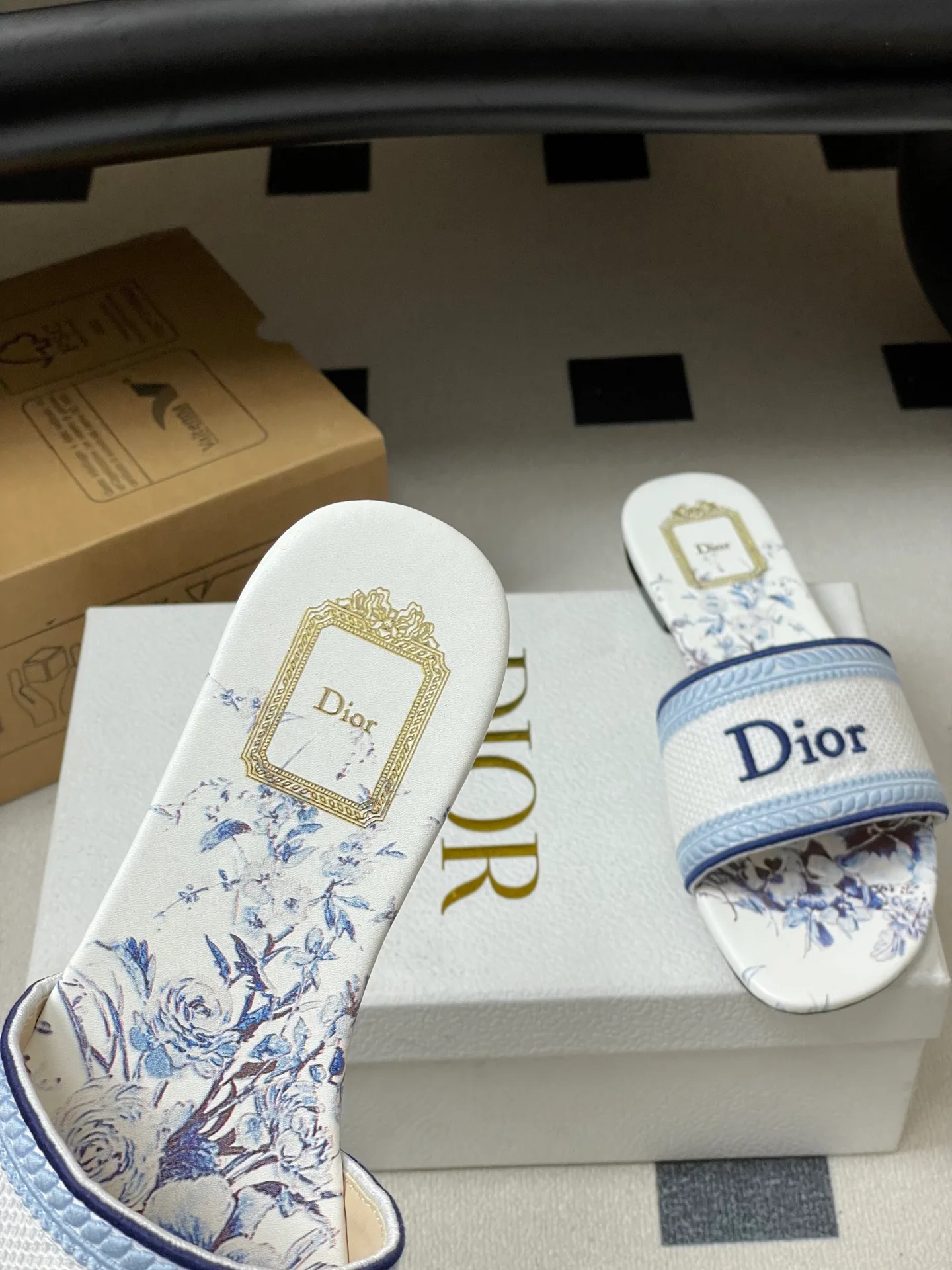 Шлепанцы Женские Christian Dior 11658812