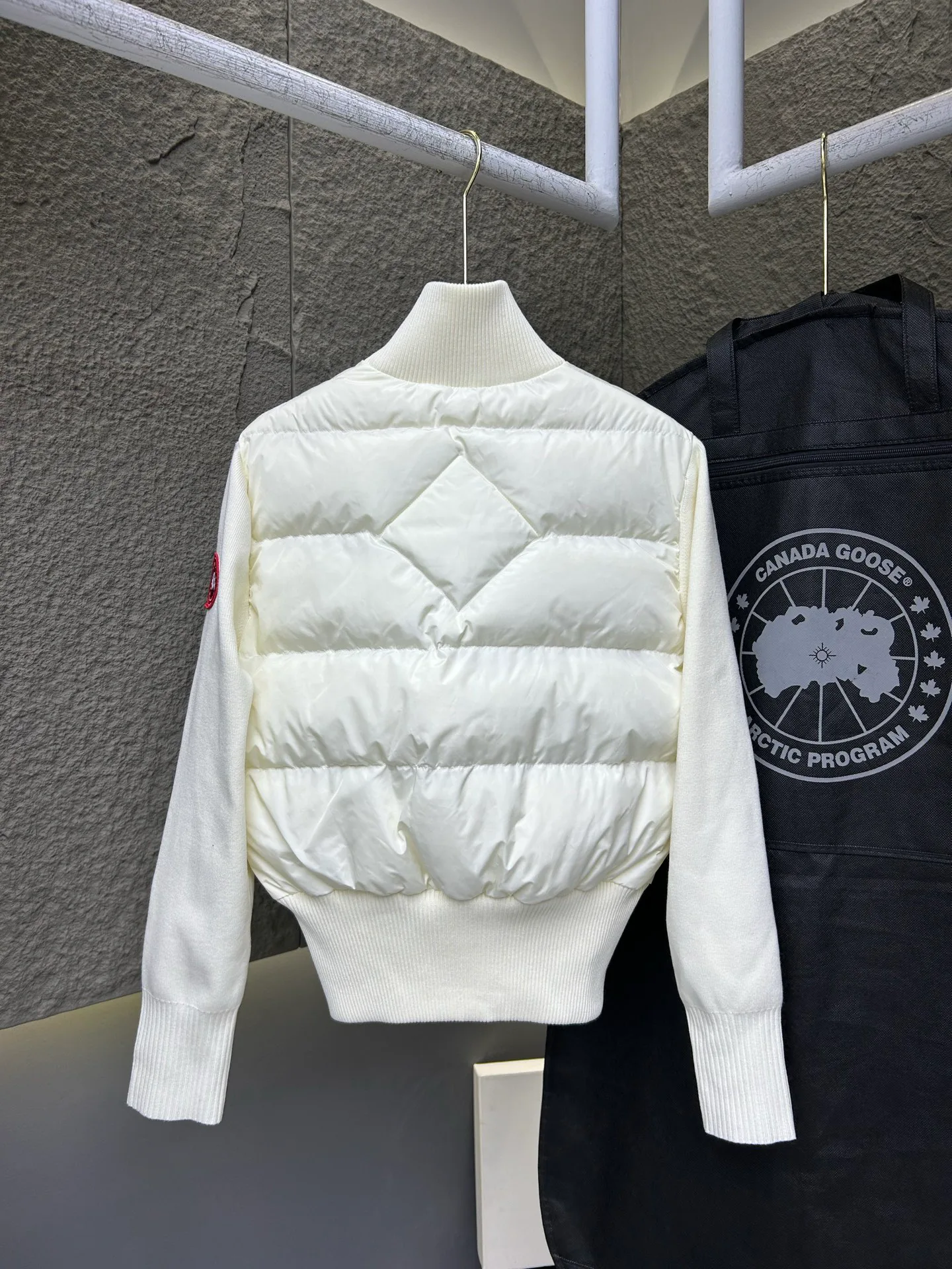 Куртки Женские Canada Goose 212214