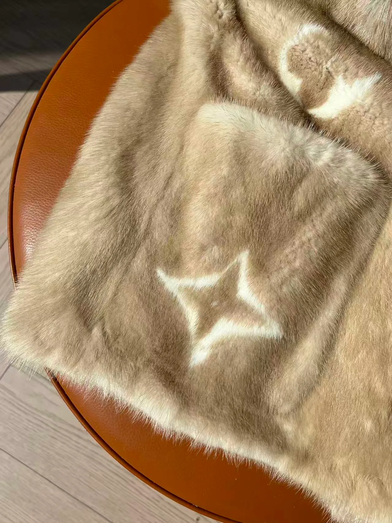 Шубы Женские Louis Vuitton 1635850