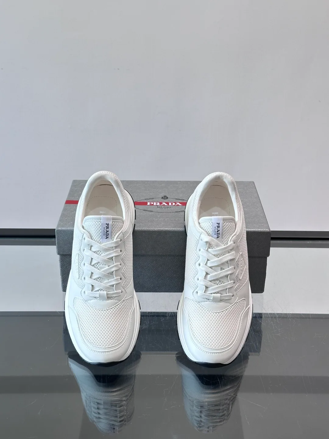 Кроссовки Мужские Prada 17349411