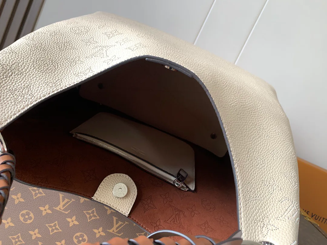 Классические Сумки Женские Louis Vuitton 11701512