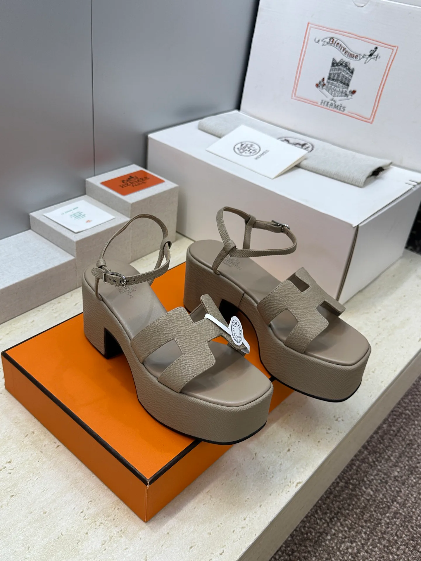Босоножки Женские Hermes 14914524