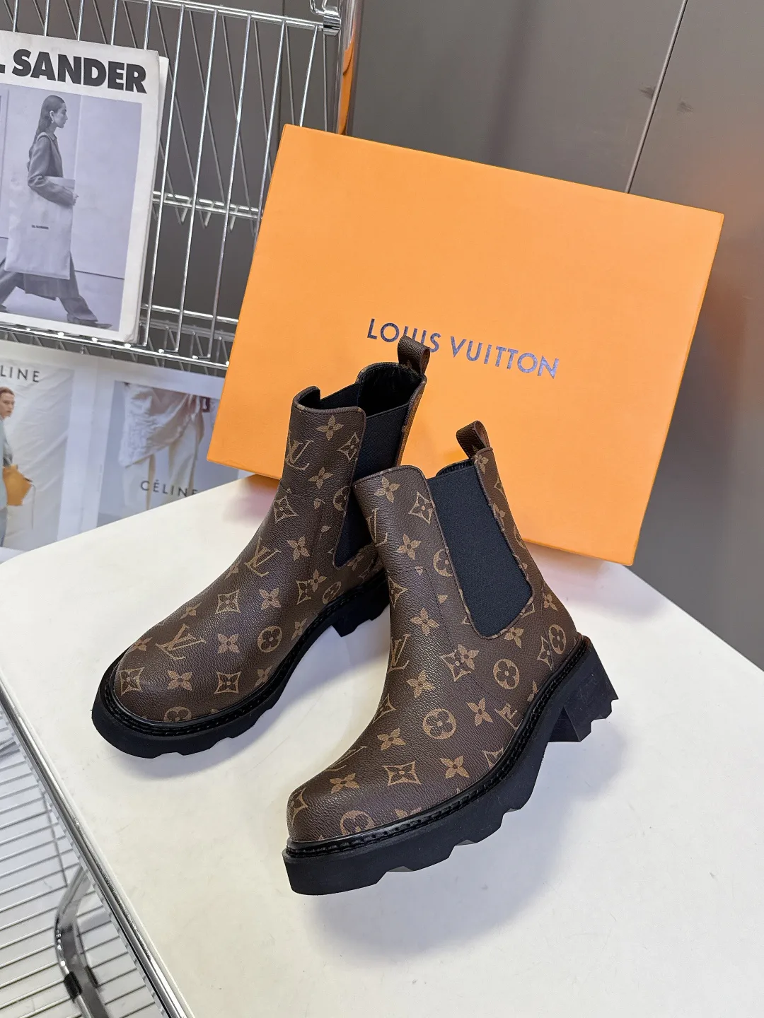 Ботинки Женские Louis Vuitton 114969