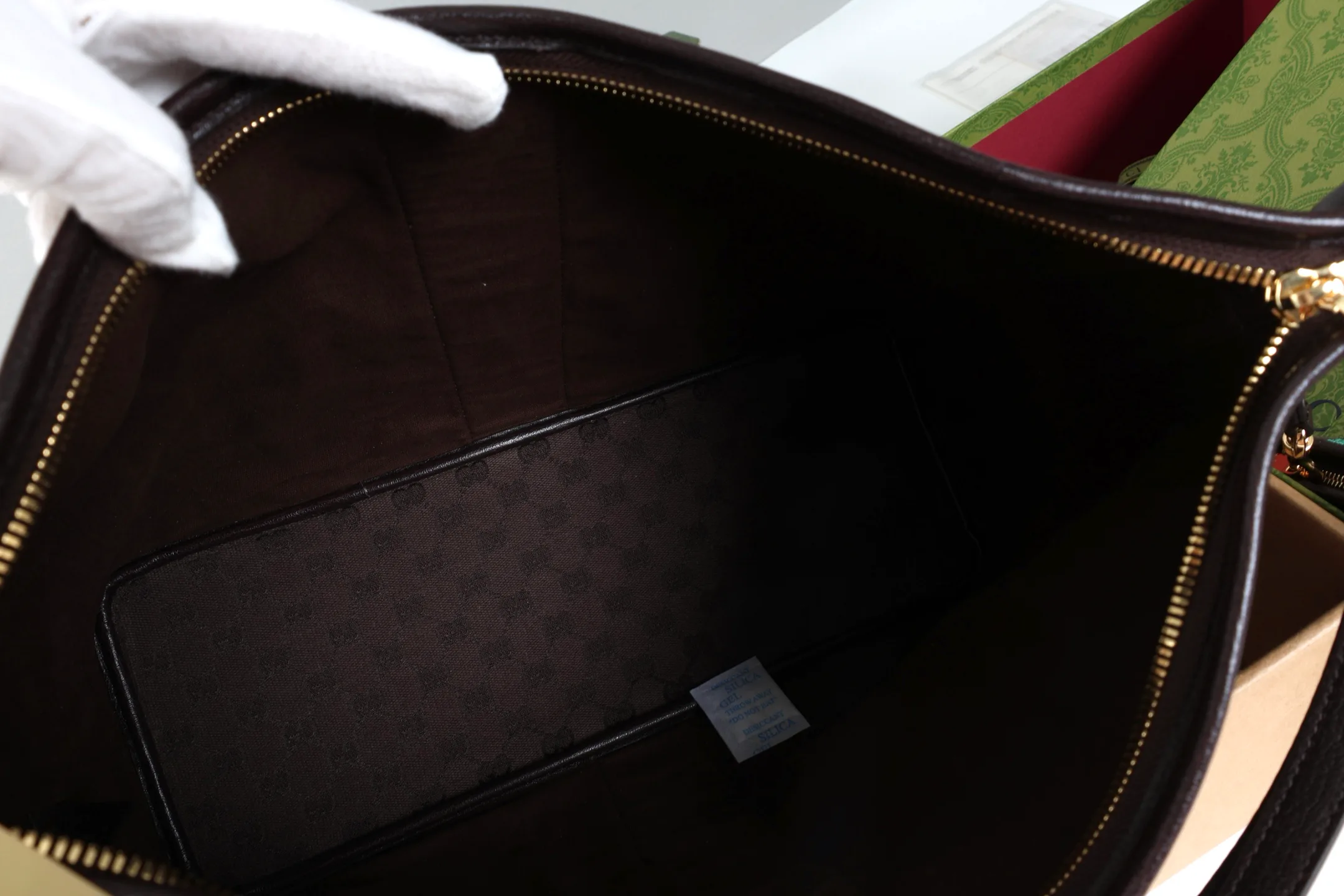 Классические Сумки Женские Gucci 18250604