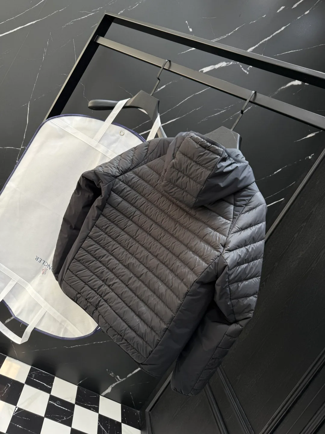 Куртки И Пуховики Мужские Moncler 566472