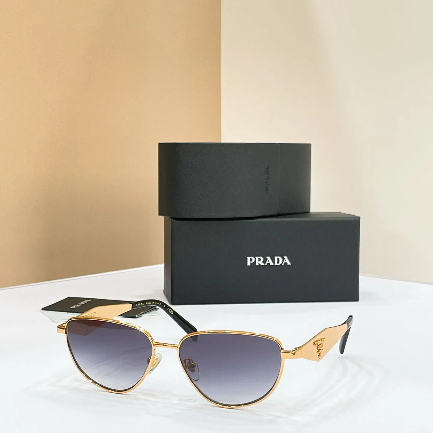 Очки Prada 17546266